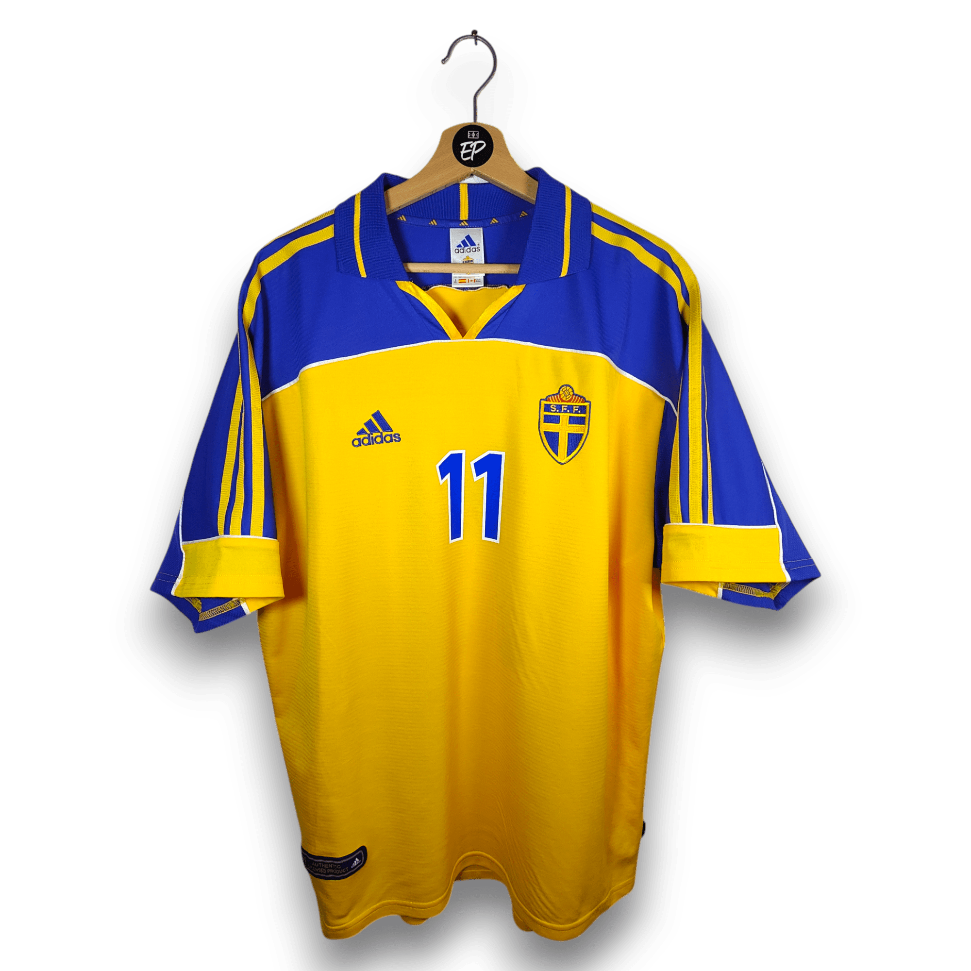 2000 - 02 Sweden Home Shirt Ibrahimovic 11 - 9.5/10 - (XL) - Eternal Pitch