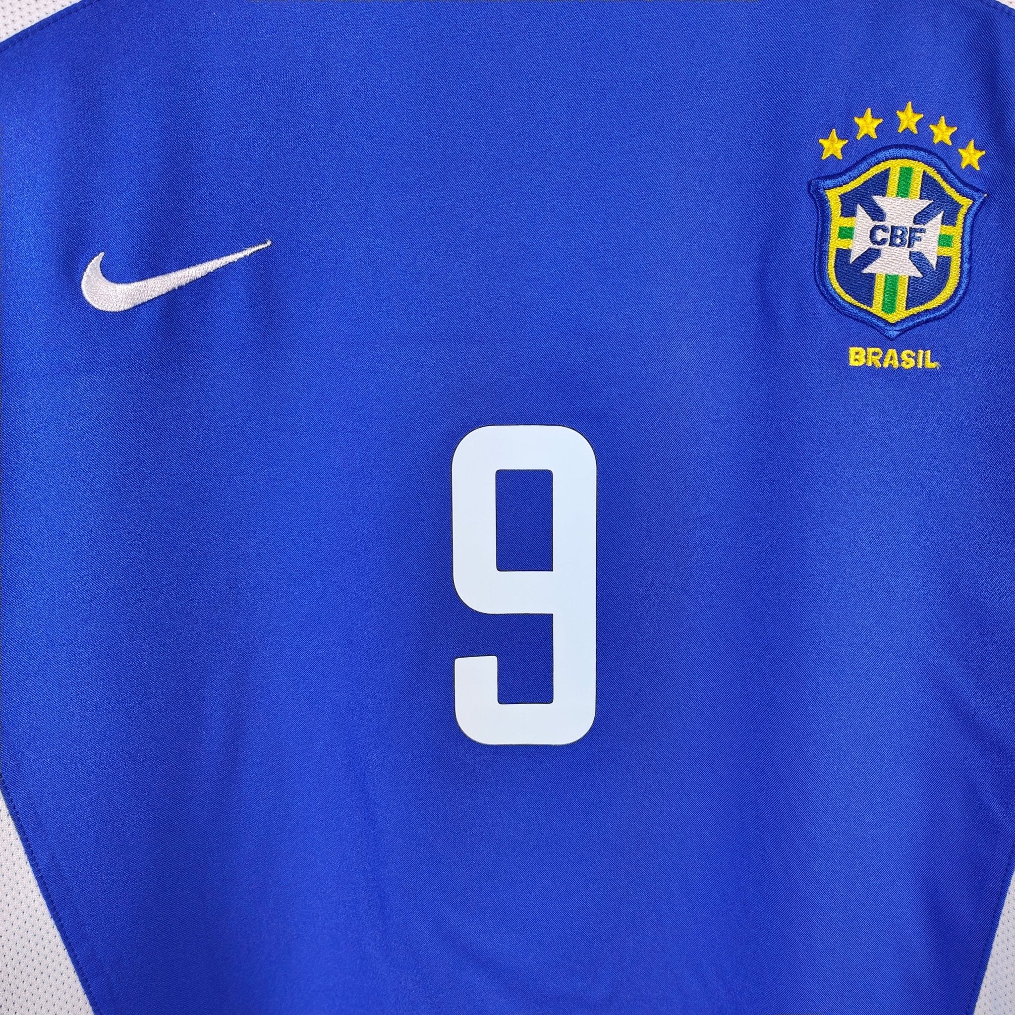 ブラジル代表2002ホームサッカーユニフォームRonaldo NIKE Ronaldo 9 Brazil Nike National Football Team Yellow 2002 World Cup