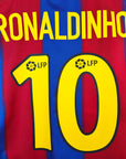 2003 - 04 FC Barcelona Home Shirt Ronaldinho 10 - 9/10 - (L) - Eternal Pitch