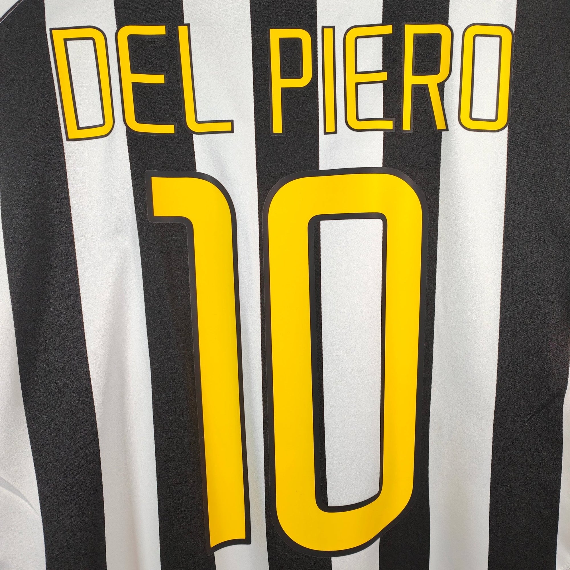 2003 - 04 Juventus Home Shirt Del Piero 10 - 8.5/10 - (S) - Eternal Pitch