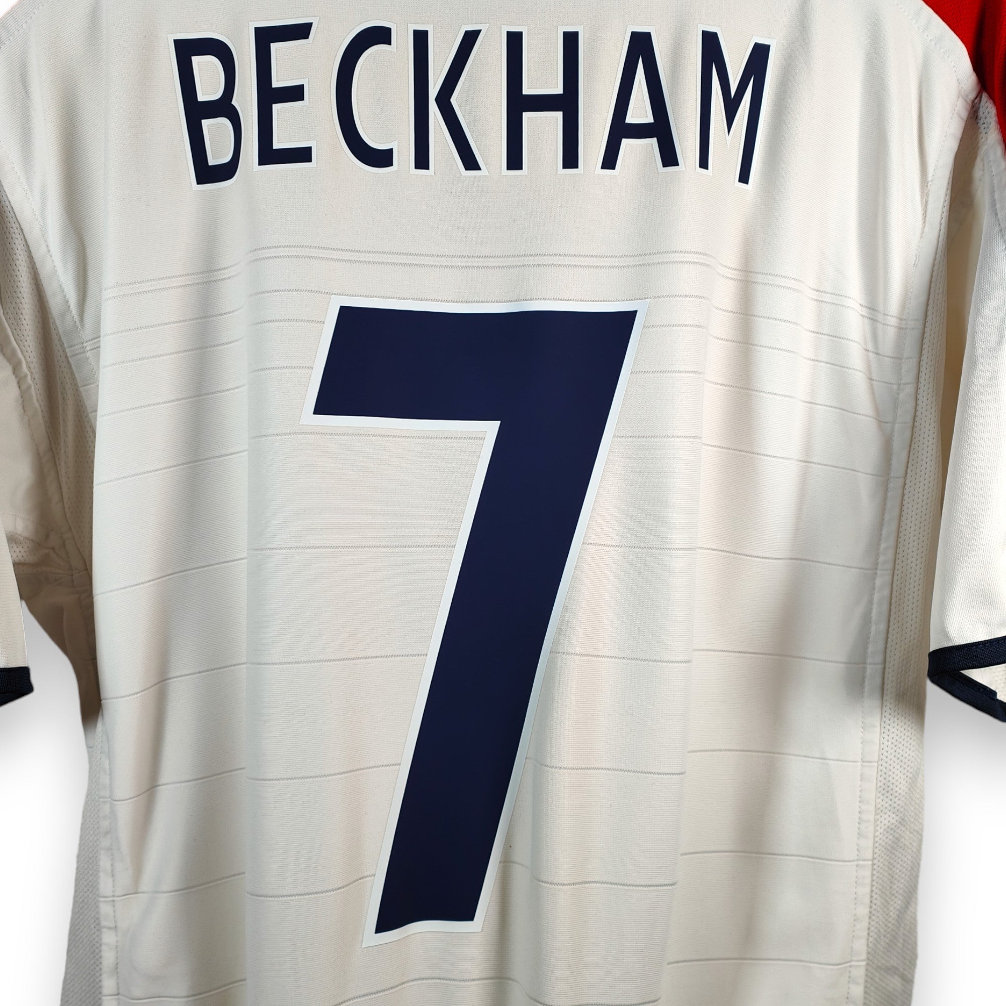 2003 - 05 England Home Shirt Beckham 7 (L) - Eternal Pitch