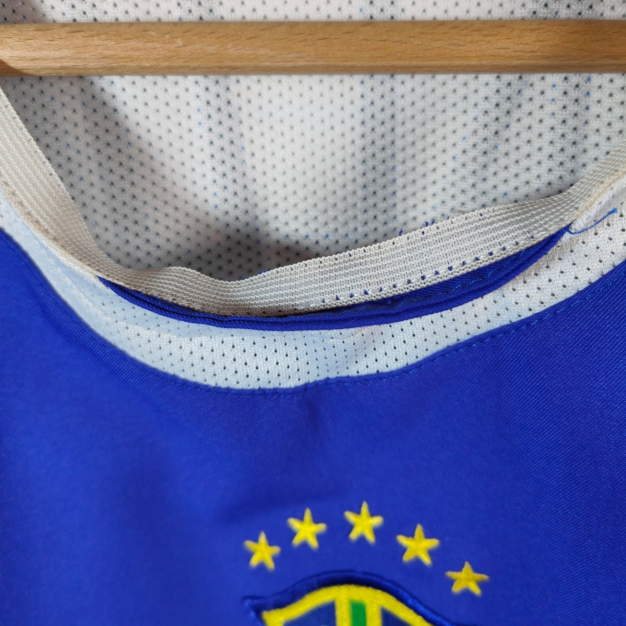 2004 - 06 Brazil Away Shirt Ronaldinho 10 - 8.5/10 - (M) - Eternal Pitch