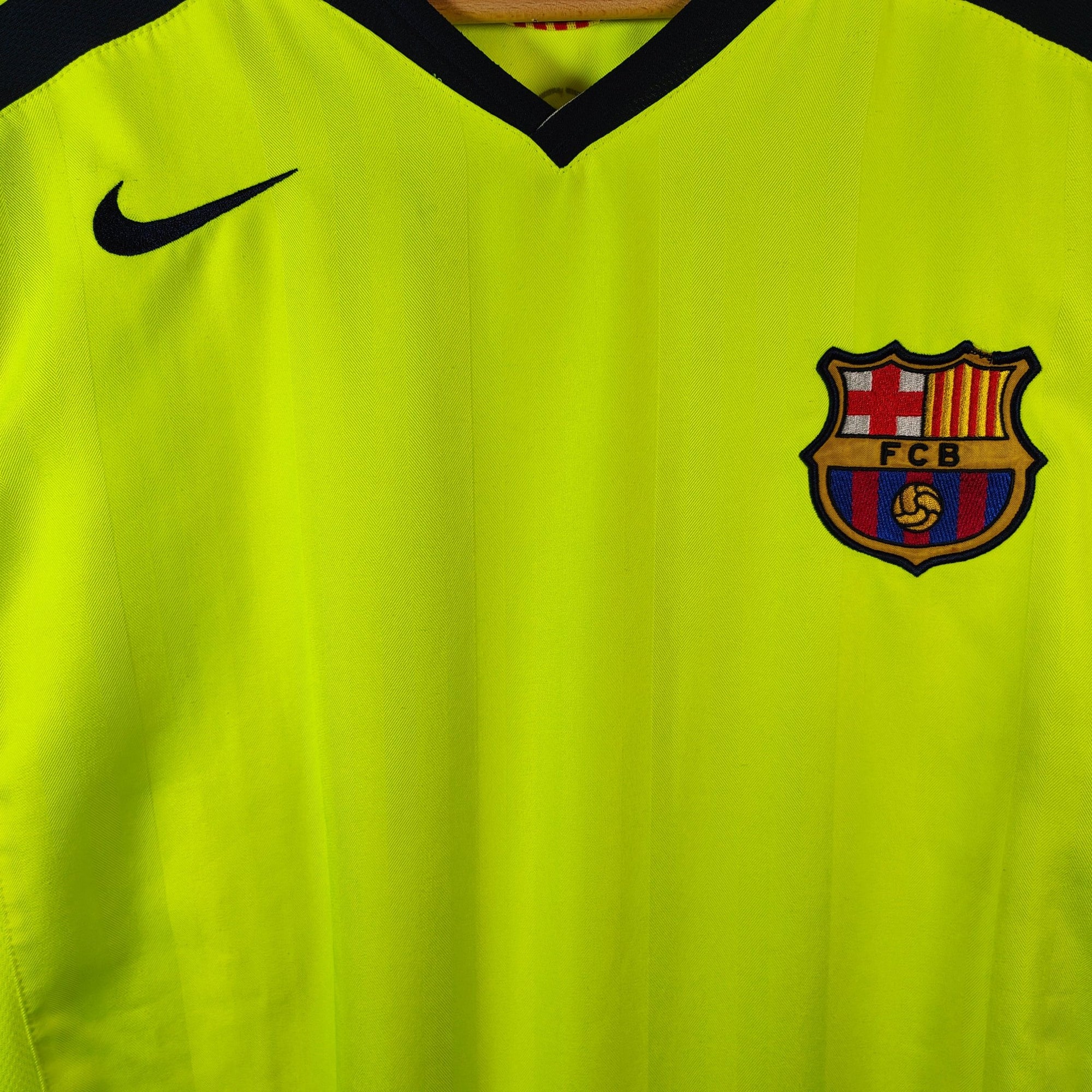 2005 - 06 FC Barcelona Away Shirt Messi 30 - 9.5/10 - (M) - Eternal Pitch