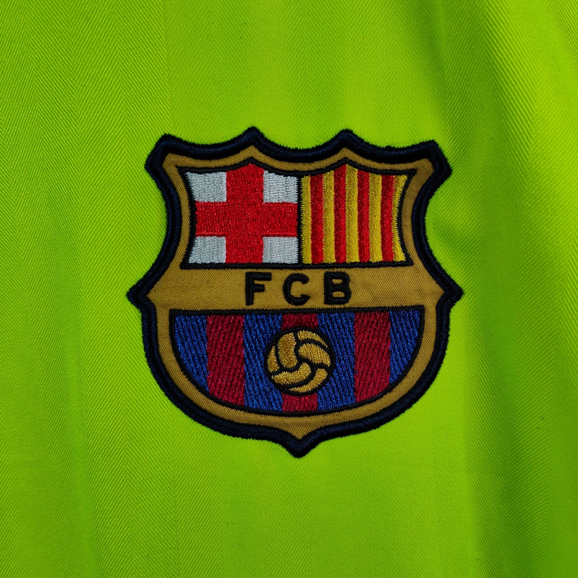 2005 - 06 FC Barcelona Away Shirt Ronaldinho 10 - 8.5/10 - (XL) - Eternal Pitch