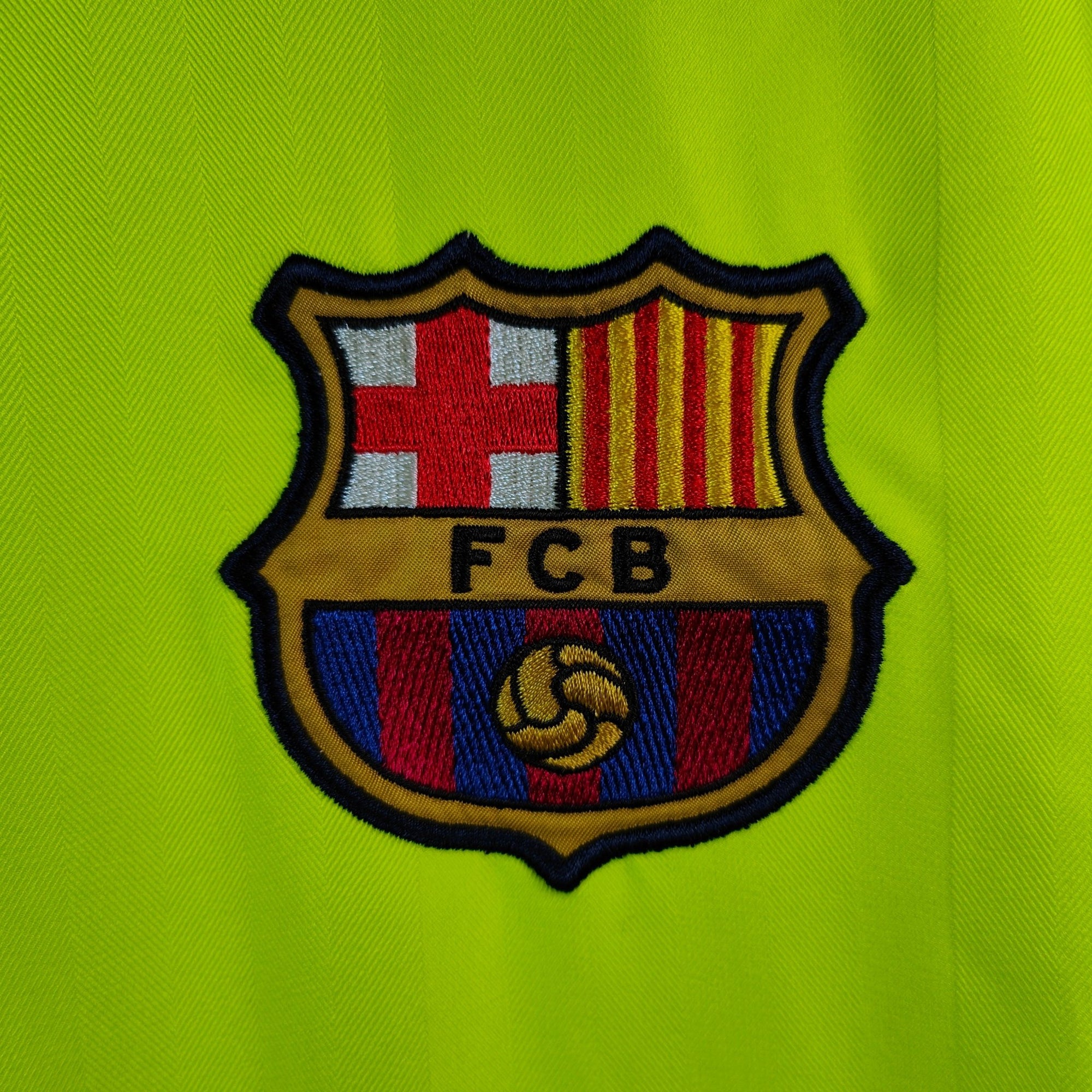 2005 - 06 FC Barcelona Away Shirt Ronaldinho 10 - 9/10 - (L) - Eternal Pitch