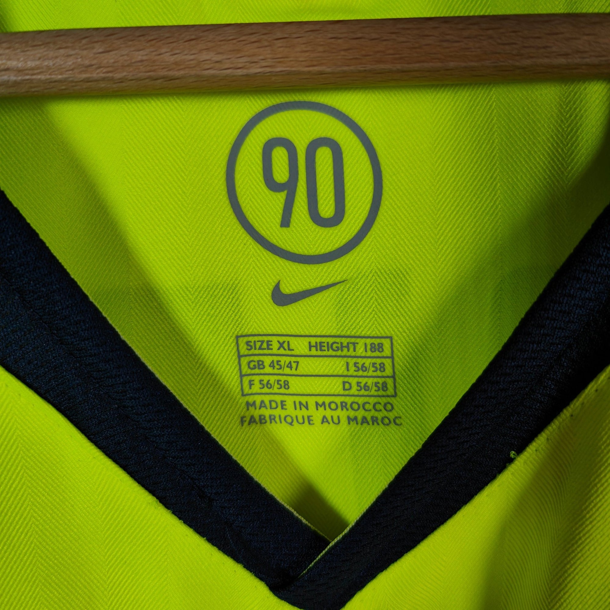 2005 - 06 FC Barcelona Away Shirt Ronaldinho 10 - 9/10 - (XL) - Eternal Pitch