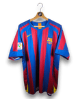 2005 - 06 FC Barcelona Home Shirt Messi 30 - 7.5/10 - (M) - Eternal Pitch