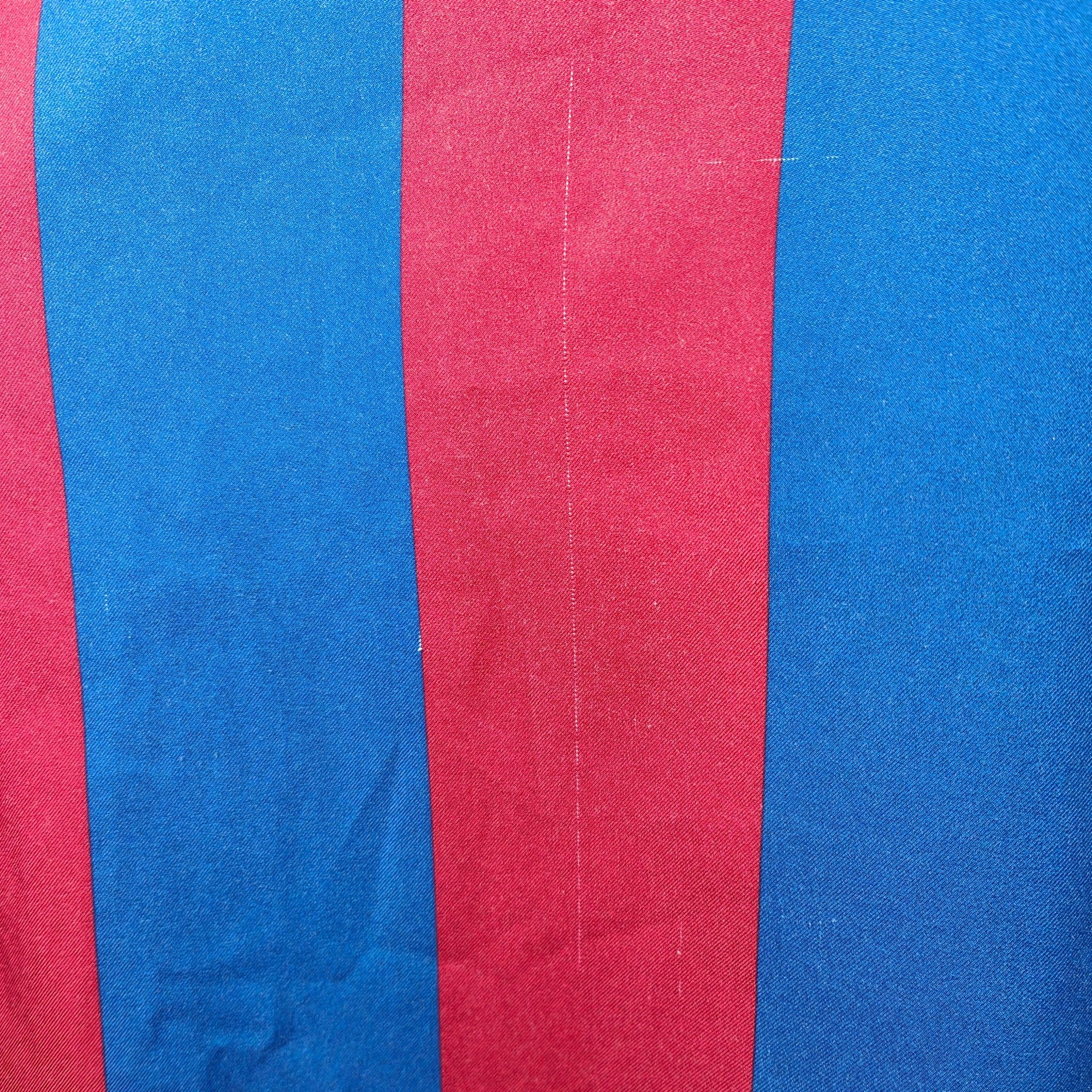2005 - 06 FC Barcelona Home Shirt Messi 30 - 7.5/10 - (M) - Eternal Pitch