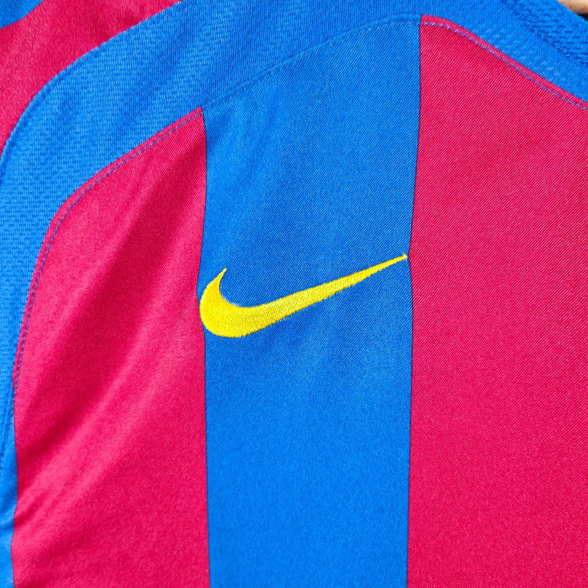 2005 - 06 FC Barcelona Home Shirt Messi 30 - 8/10 - (M) - Eternal Pitch