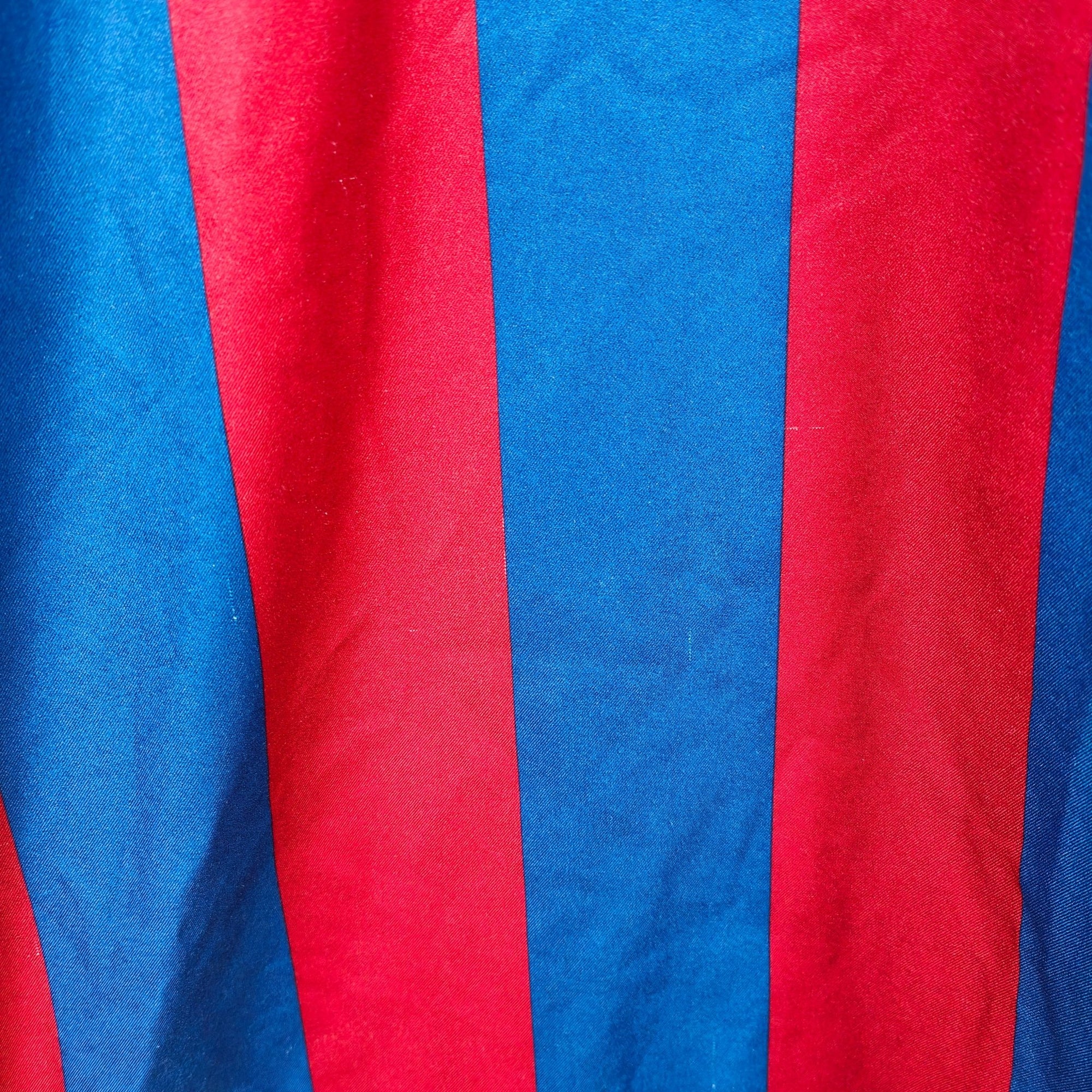 2005 - 06 FC Barcelona Home Shirt Messi 30 - 8.5/10 - (M) - Eternal Pitch
