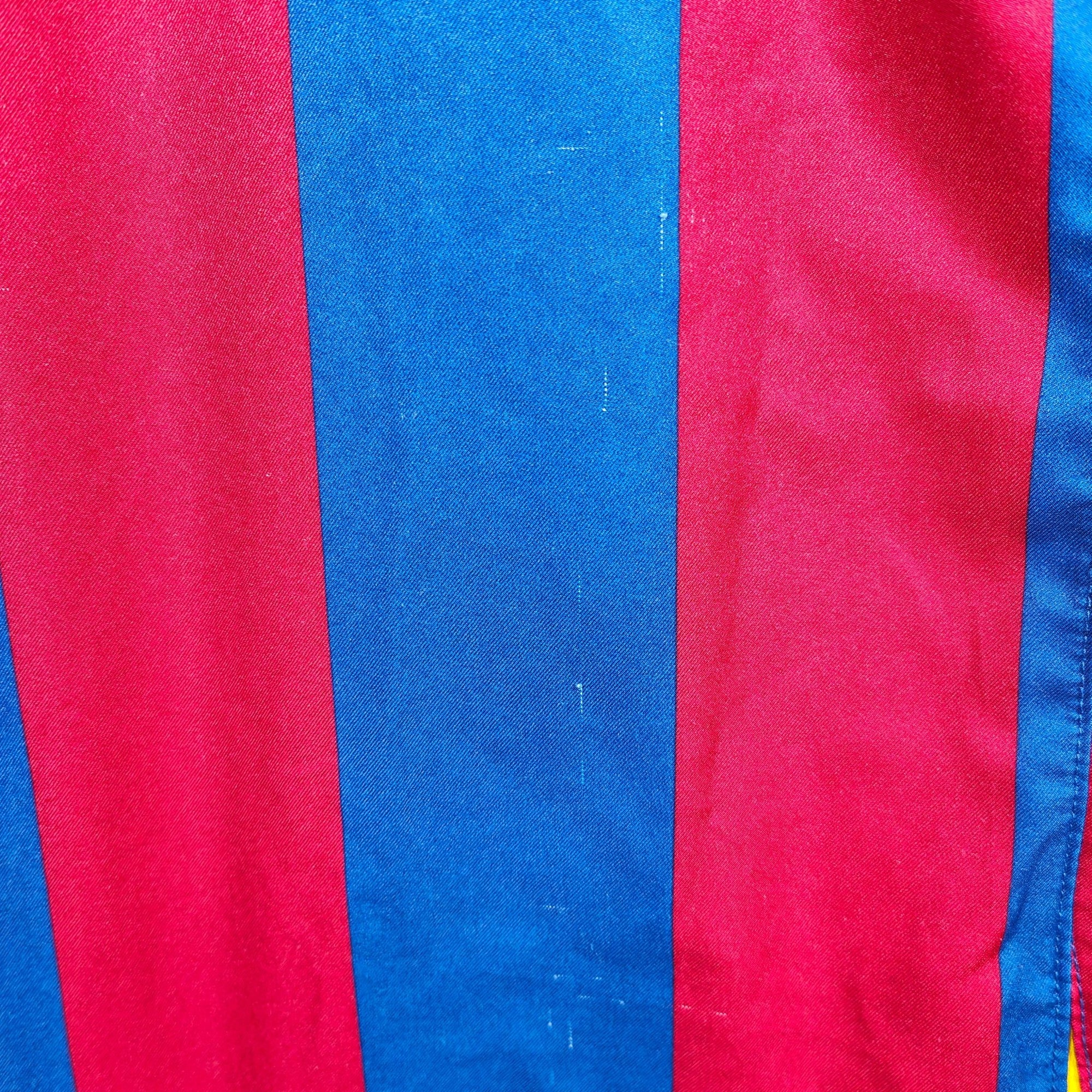 2005 - 06 FC Barcelona Home Shirt Messi 30 - 8.5/10 - (M) - Eternal Pitch
