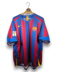 2005 - 06 FC Barcelona Home Shirt Ronaldinho 10 (L) - Eternal Pitch