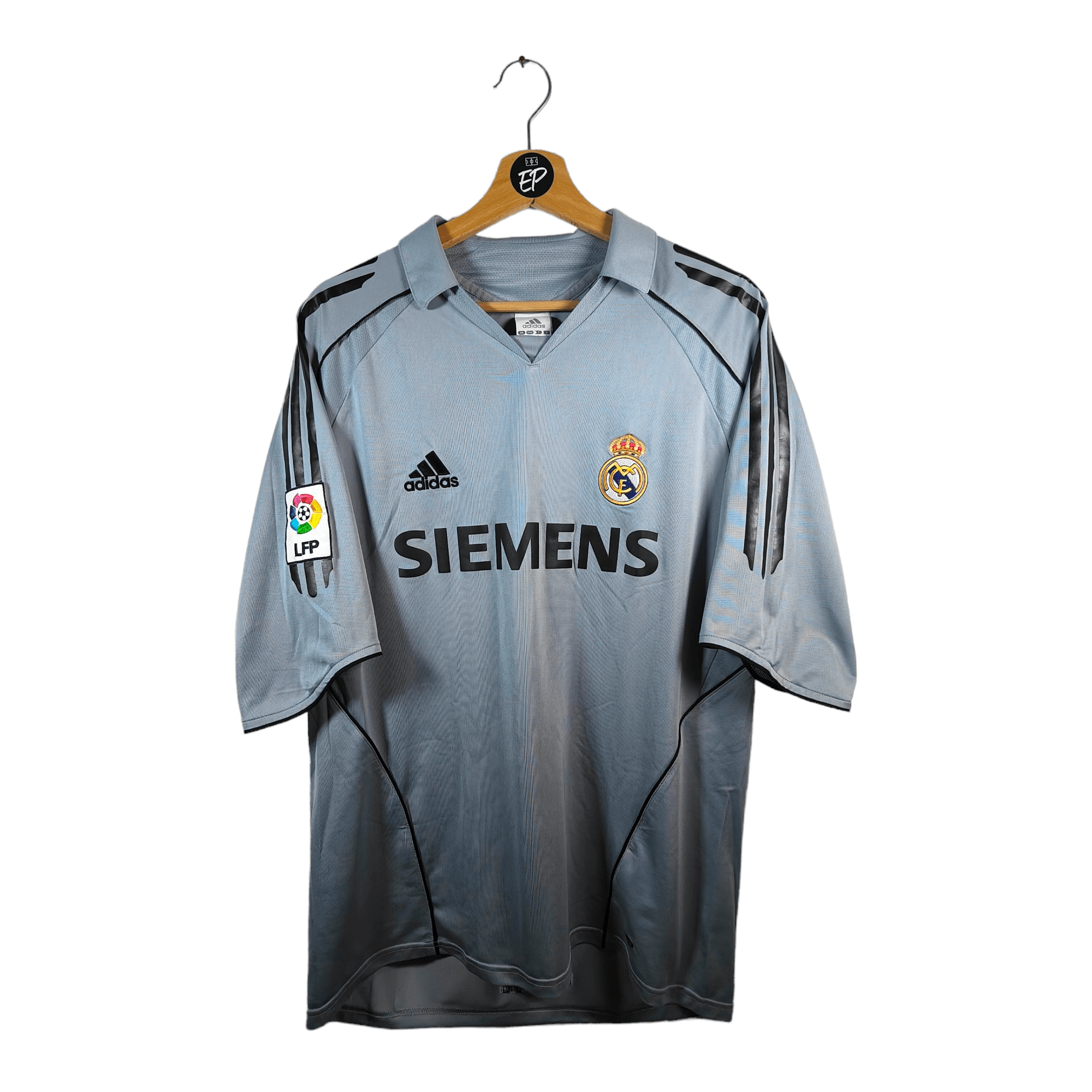 2005 - 06 Real Madrid Third Shirt Ronaldo 9 (L) - Eternal Pitch