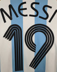 2005 - 07 Argentina Home Shirt Messi 19 - 9/10 - (M) - Eternal Pitch