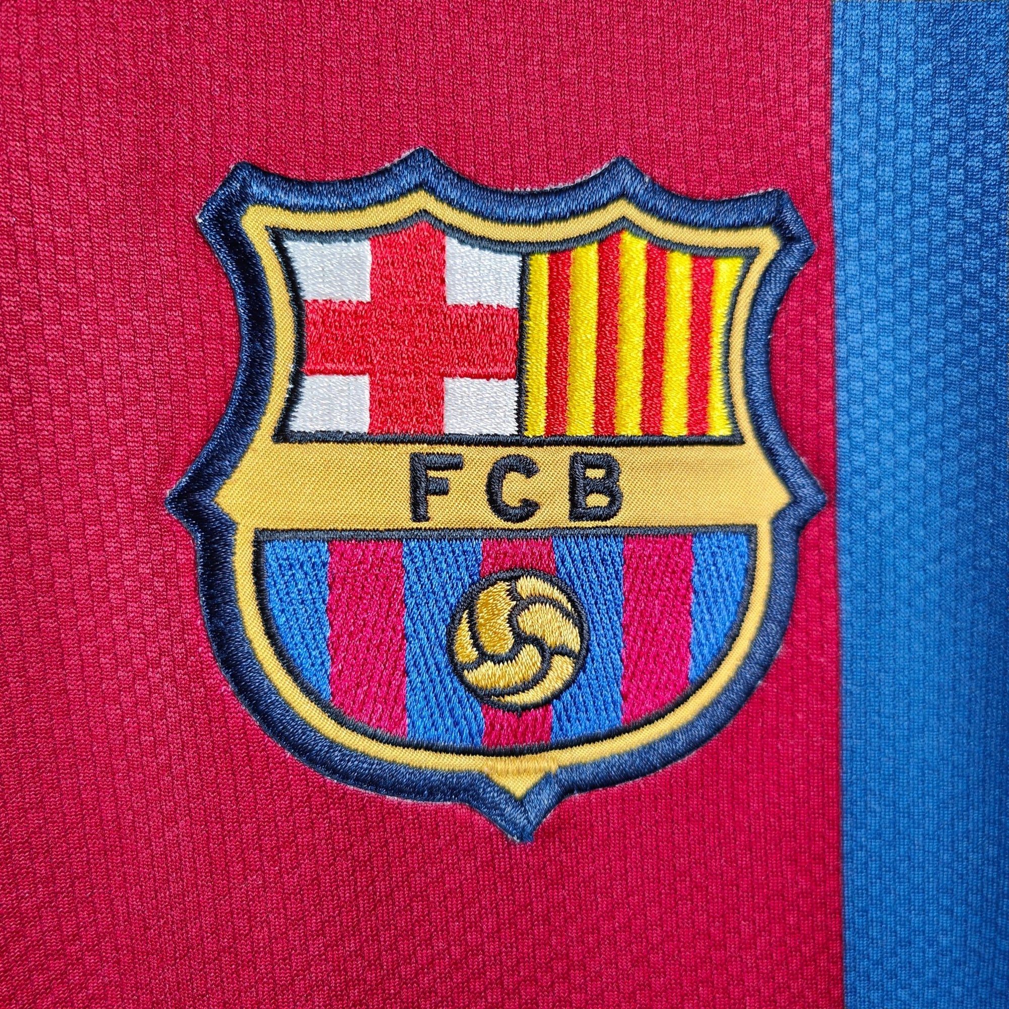 2006 - 07 FC Barcelona Home Shirt Messi 19 - 7.5/10 - (XL) - Eternal Pitch