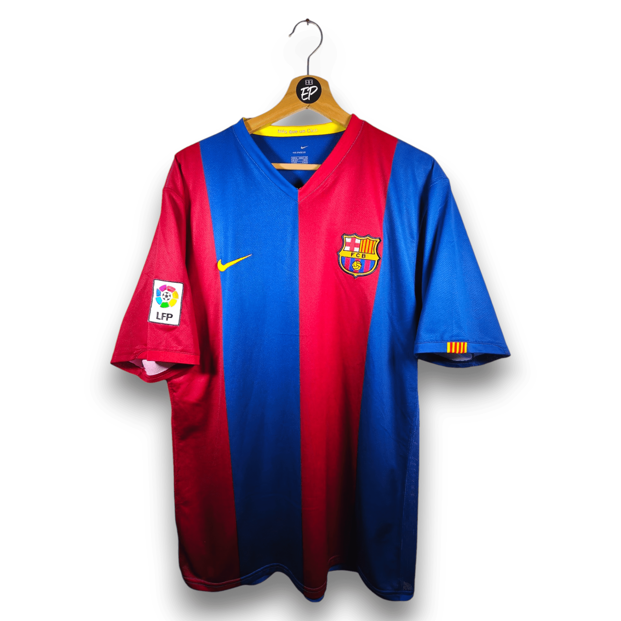2006 - 07 FC Barcelona Home Shirt Ronaldinho 10 (XL) - Eternal Pitch