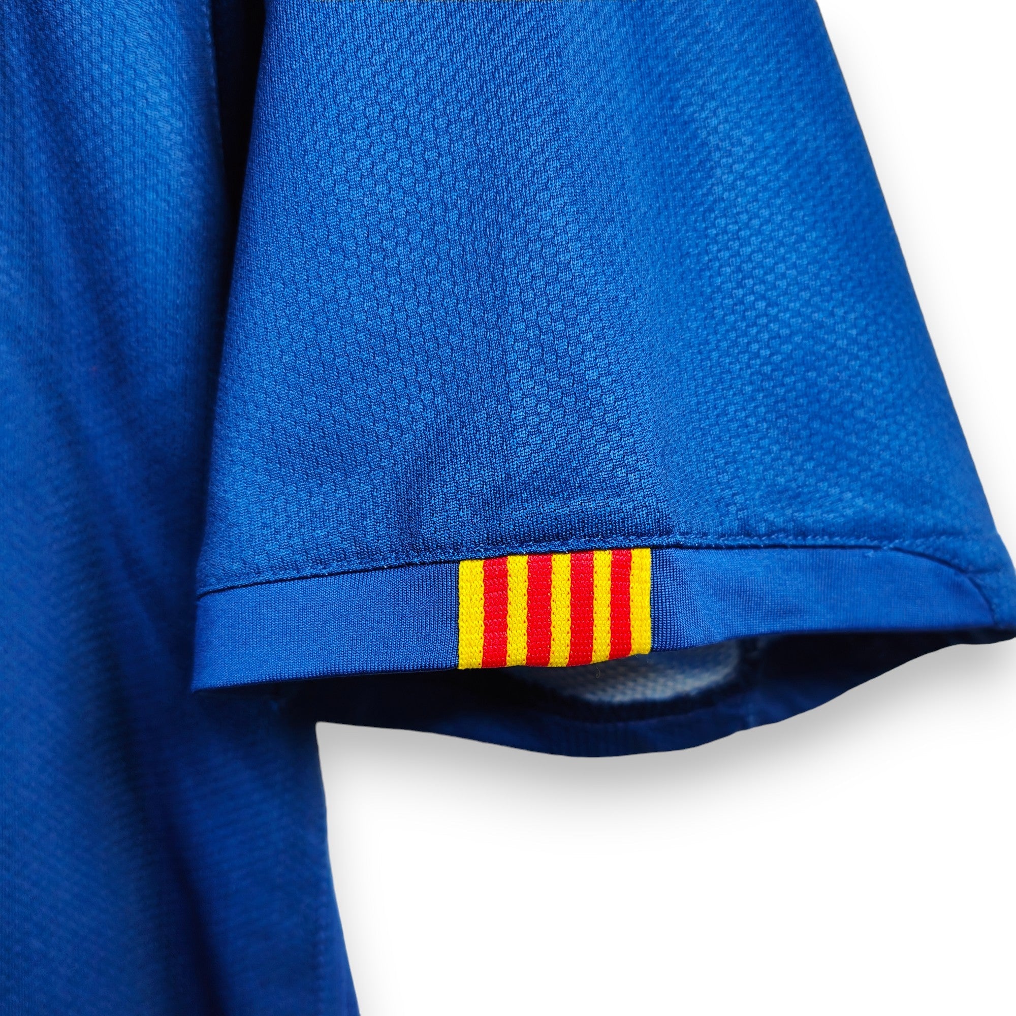 2006 - 07 FC Barcelona Home Shirt Ronaldinho 10 (XL) - Eternal Pitch