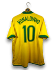2006 - 08 Brazil Home Shirt Ronaldinho 10 - 8/10 - (L) - Eternal Pitch