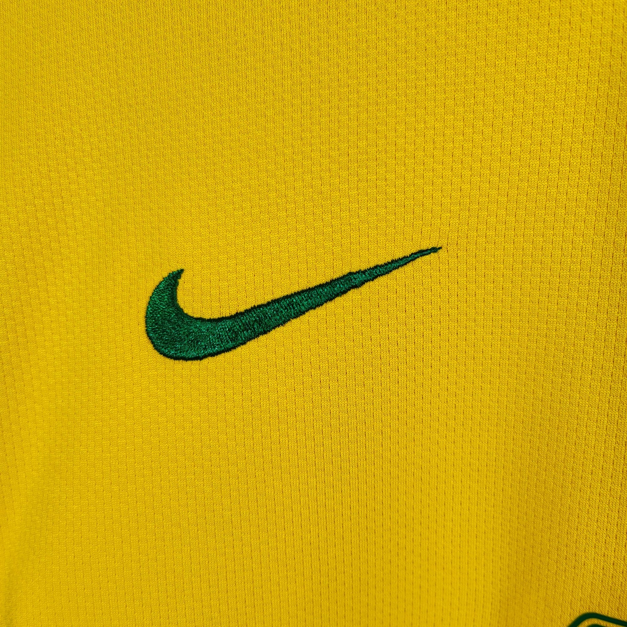 2006 - 08 Brazil Home Shirt Ronaldinho 10 - 9/10 - (S) - Eternal Pitch