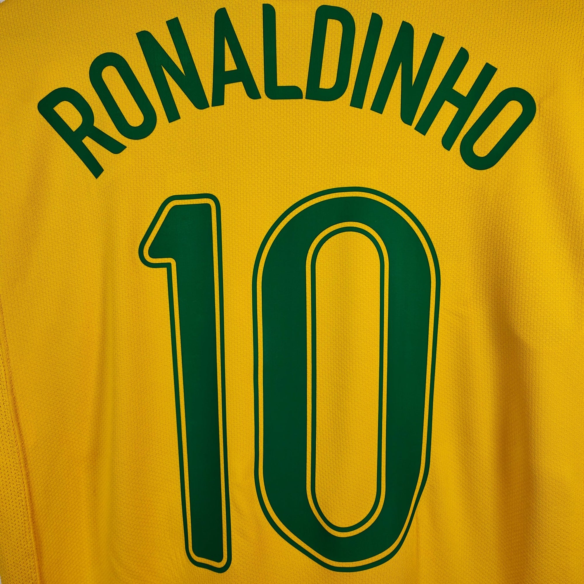 2006 - 08 Brazil Home Shirt Ronaldinho 10 - 9/10 - (S) - Eternal Pitch