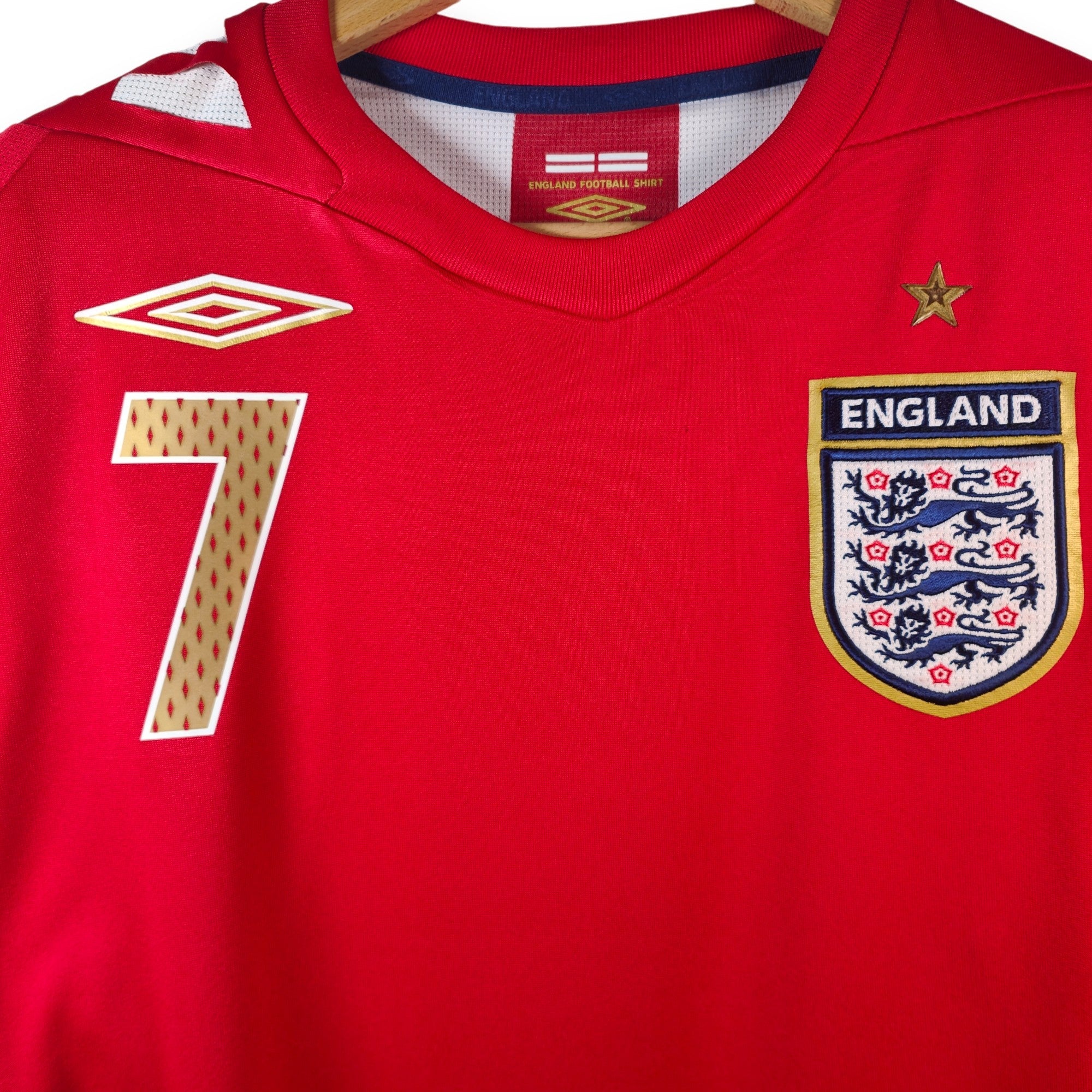 2006 - 08 England Away Shirt Beckham 7 (S) - Eternal Pitch