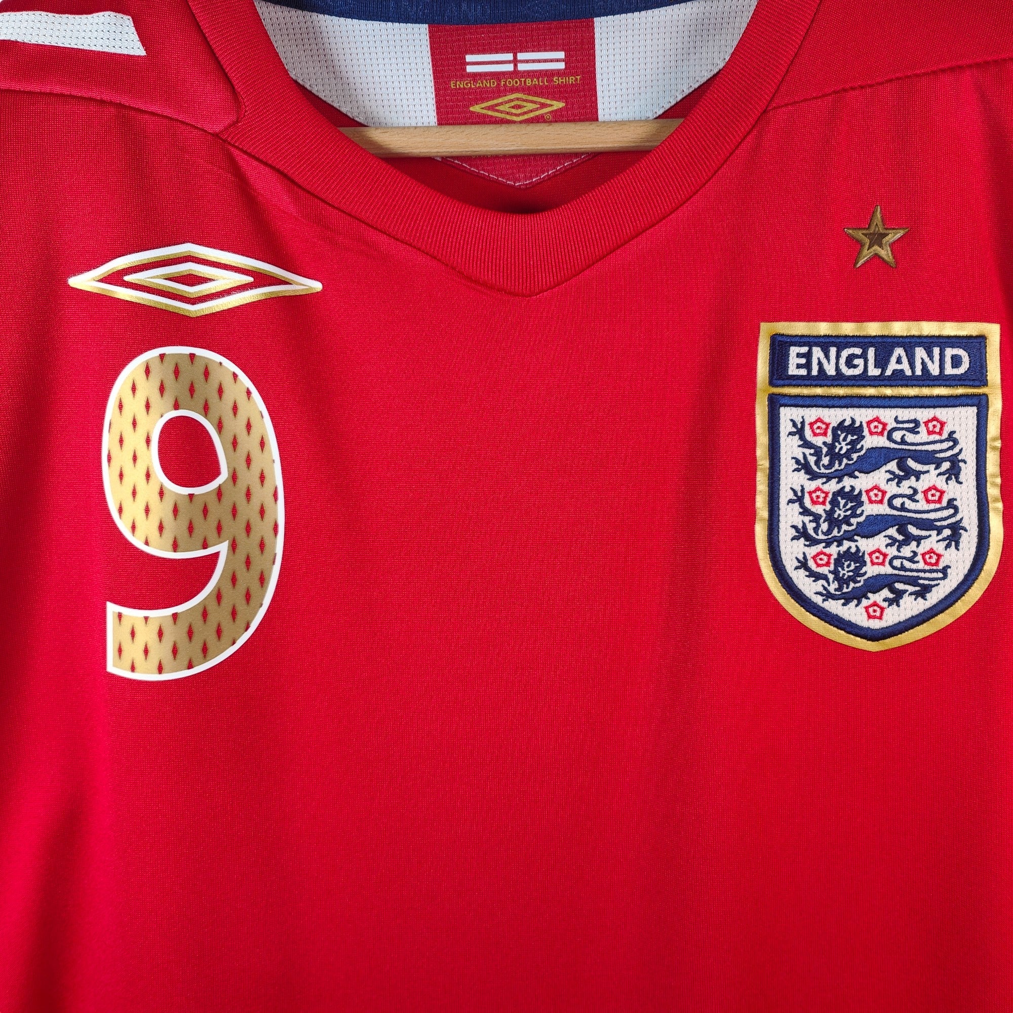 2006 - 08 England Away Shirt Rooney 9 (L) - Eternal Pitch