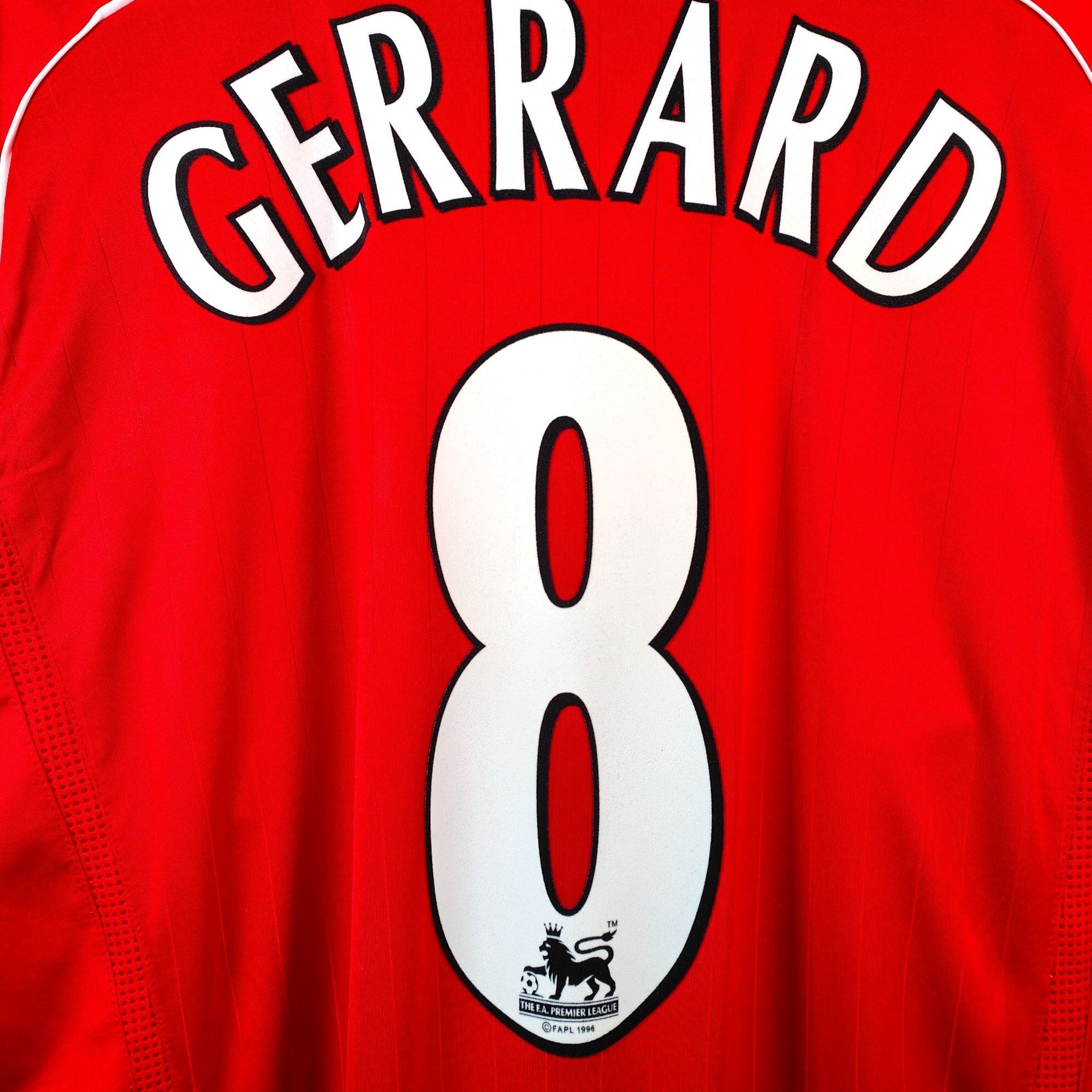 2006 - 08 Liverpool Home Shirt Gerrard 8 (L) - Eternal Pitch