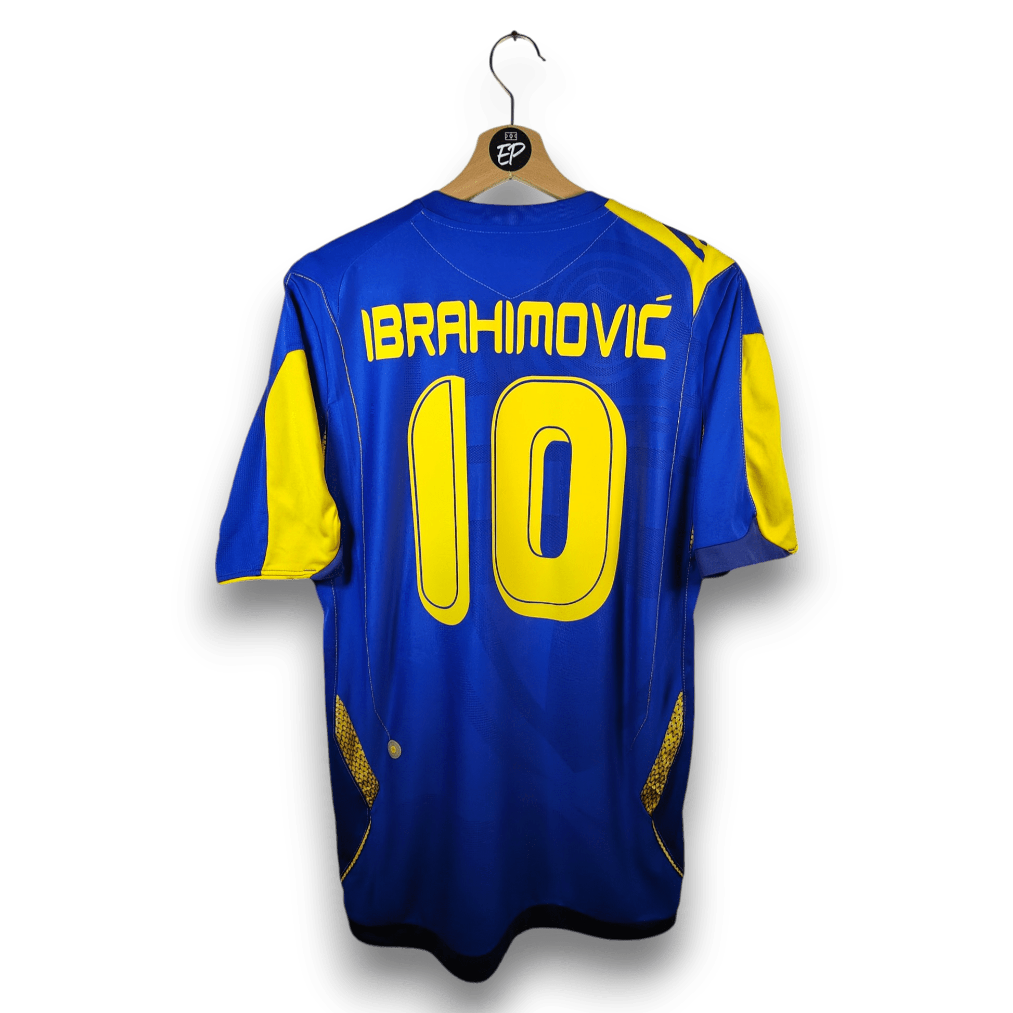 2006 - 08 Sweden Away Shirt Ibrahimovic 10 - 9.5/10 - (M) - Eternal Pitch