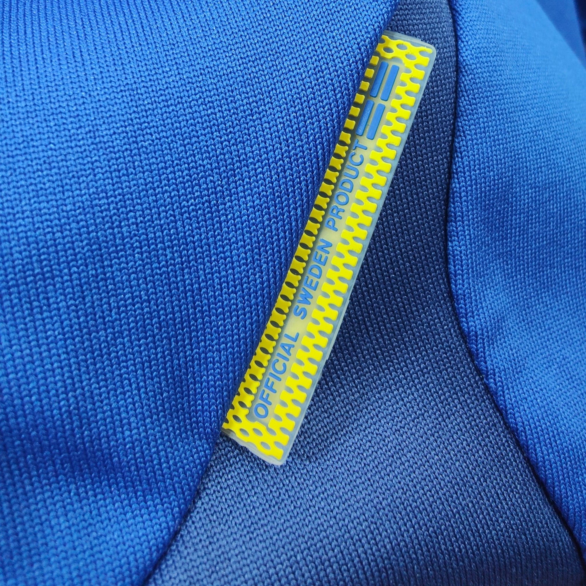 2006 - 08 Sweden Away Shirt Ibrahimovic 10 (L) - Eternal Pitch