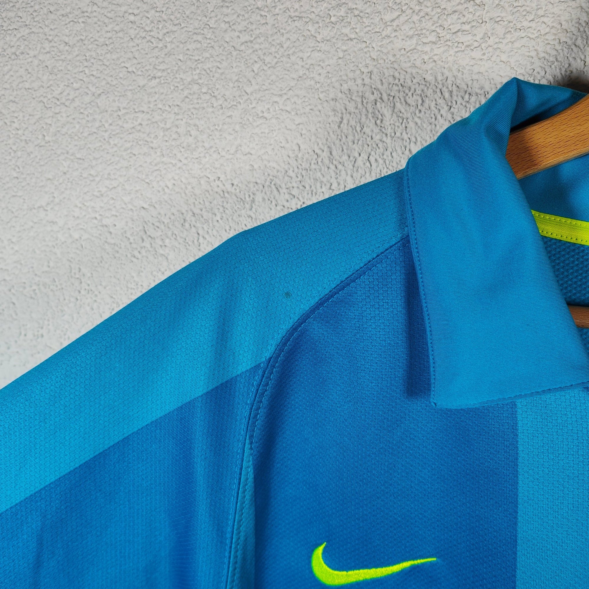2007 - 08 FC Barcelona Away Shirt Messi 19 - 9/10 - (M) - Eternal Pitch