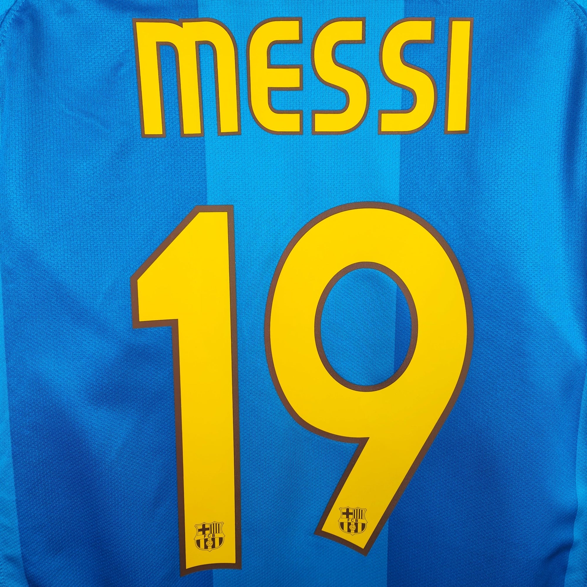 2007 - 08 FC Barcelona Away Shirt Messi 19 - 9/10 - (M) - Eternal Pitch