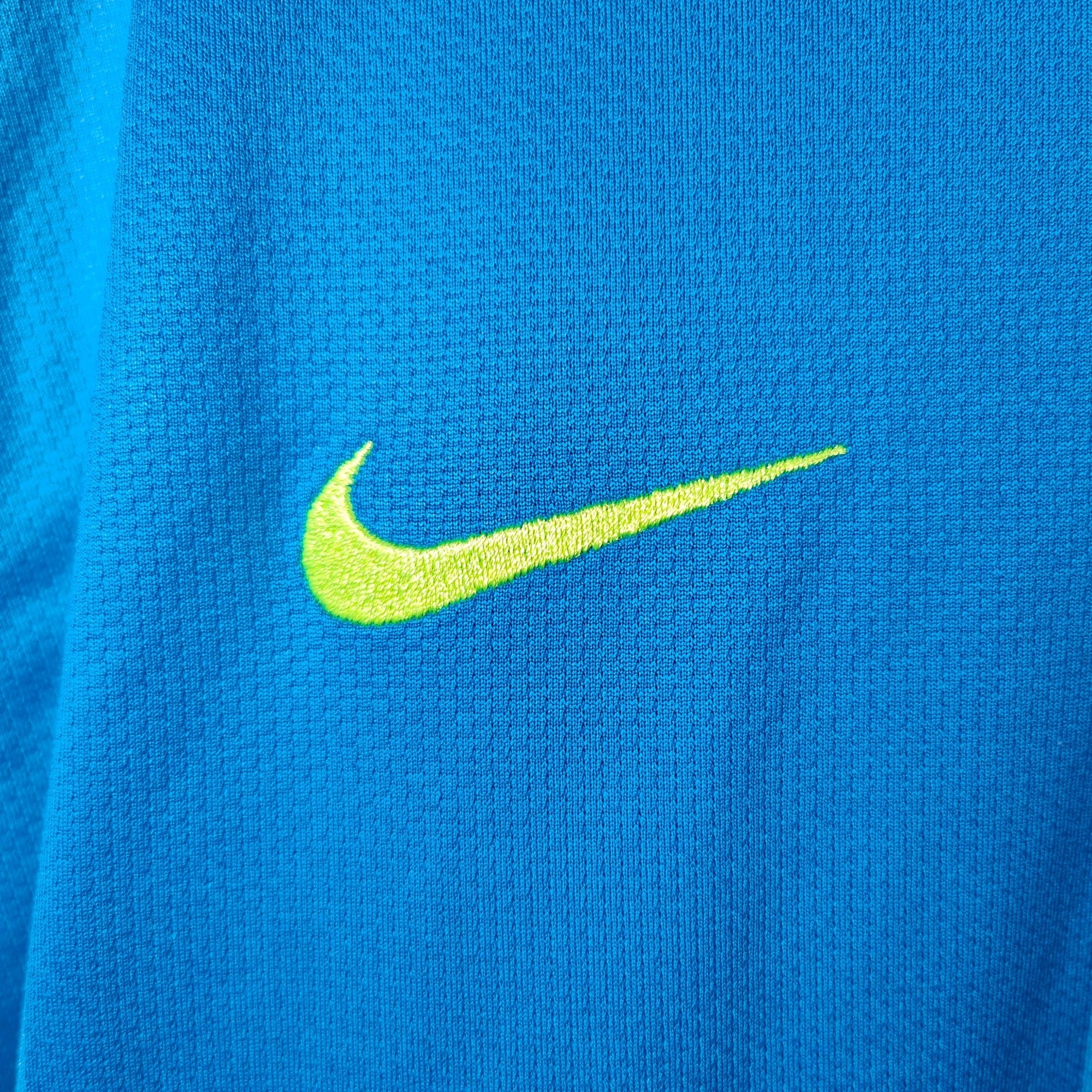 2007 - 08 FC Barcelona Away Shirt Messi 19 - 9/10 - (XL) - Eternal Pitch