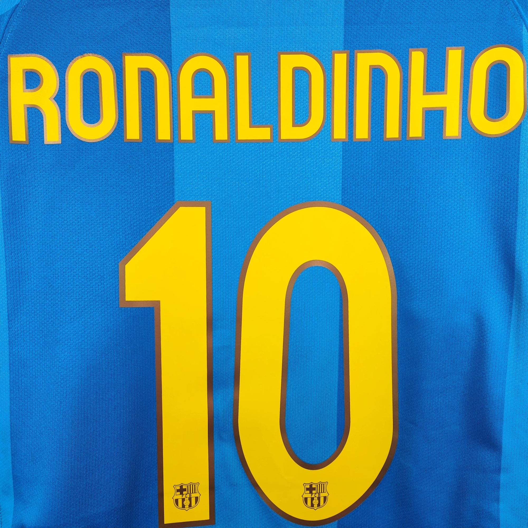 2007 - 08 FC Barcelona Away Shirt Ronaldinho 10 - 8.5/10 - (M) - Eternal Pitch