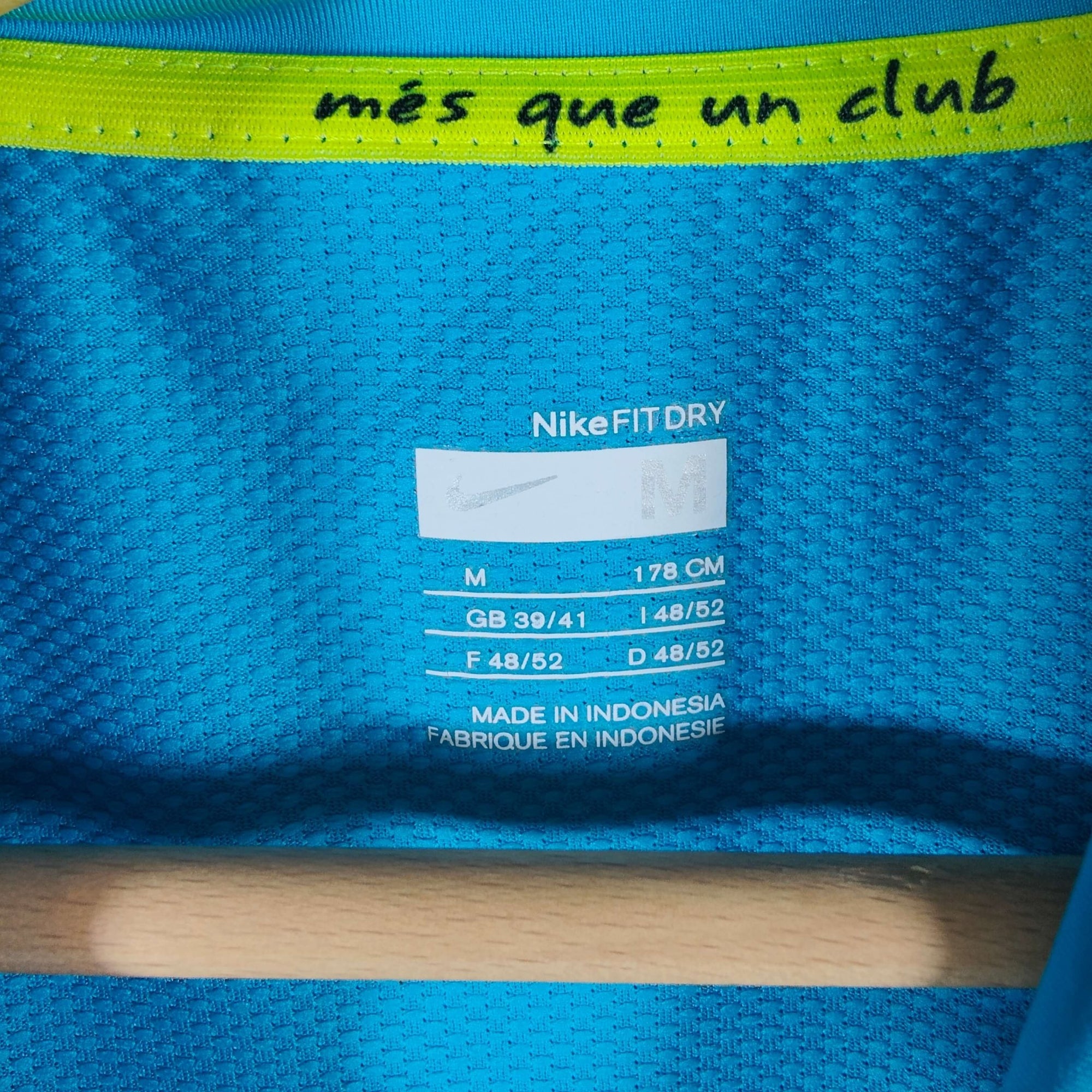 2007 - 08 FC Barcelona Away Shirt Ronaldinho 10 - 9/10 - (M) - Eternal Pitch