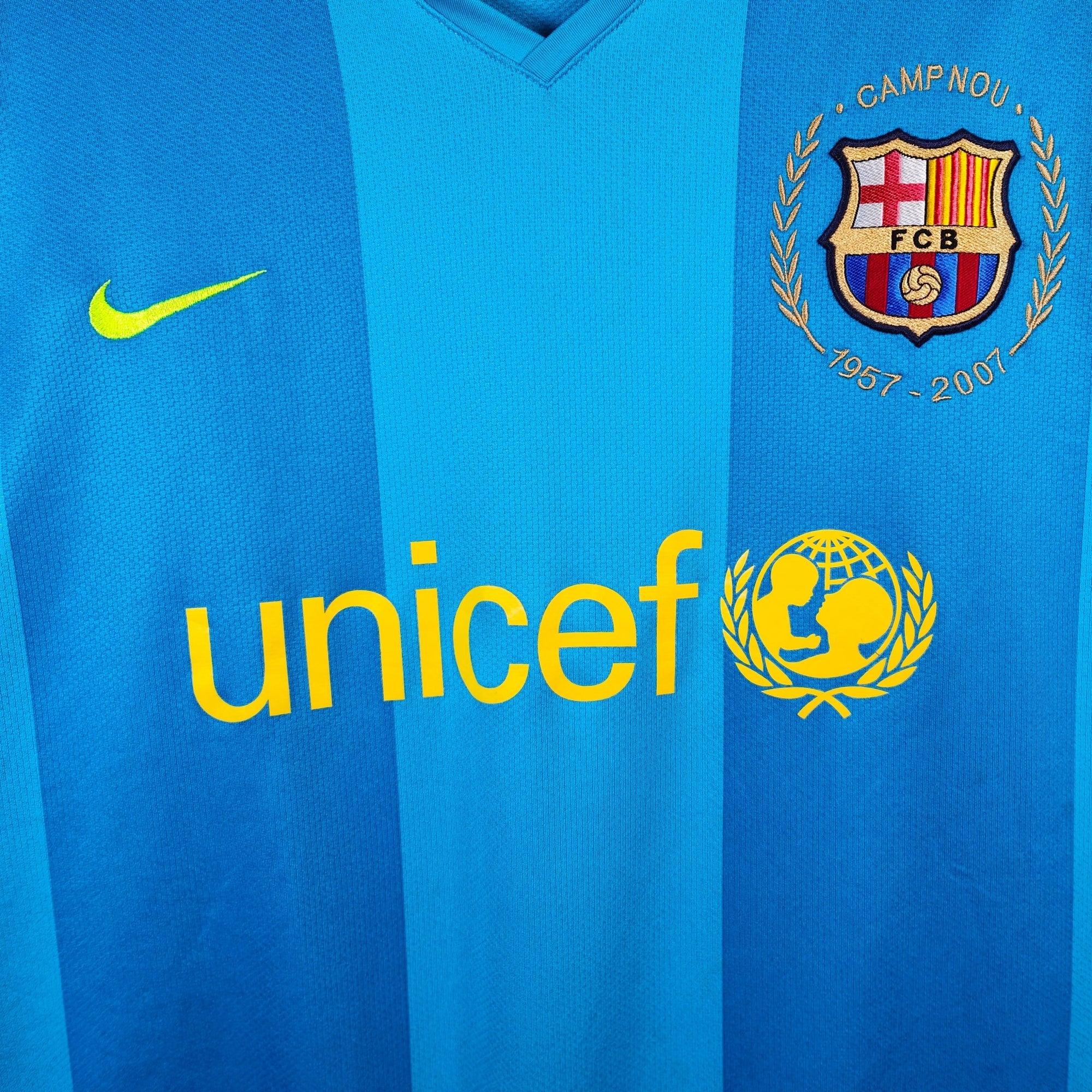2007 - 08 FC Barcelona Away Shirt Ronaldinho 10 (XL) - Eternal Pitch