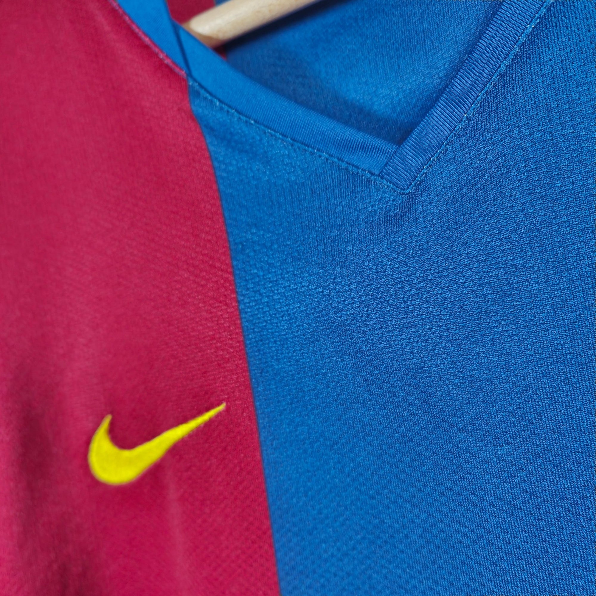 2007 - 08 FC Barcelona Home Shirt Messi 19 - 9/10 - (S) - Eternal Pitch