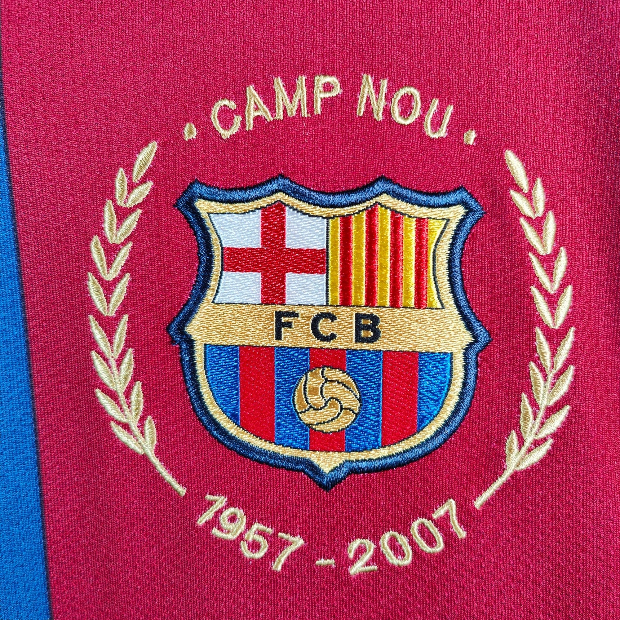 2007 - 08 FC Barcelona Home Shirt Ronaldinho 10 - 9/10 - (L) - Eternal Pitch
