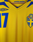 2007 - 09 Sweden Home Shirt Larsson 17 (L) - Eternal Pitch