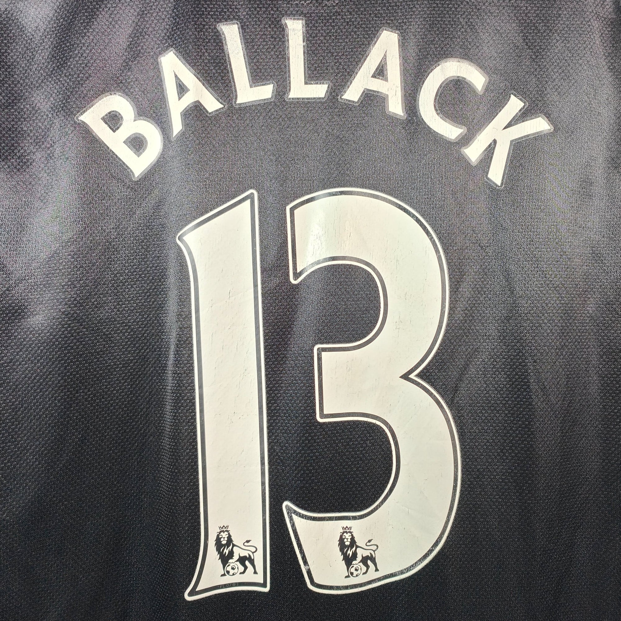 2008 - 09 Chelsea Away Shirt Ballack 13 (L) - Eternal Pitch