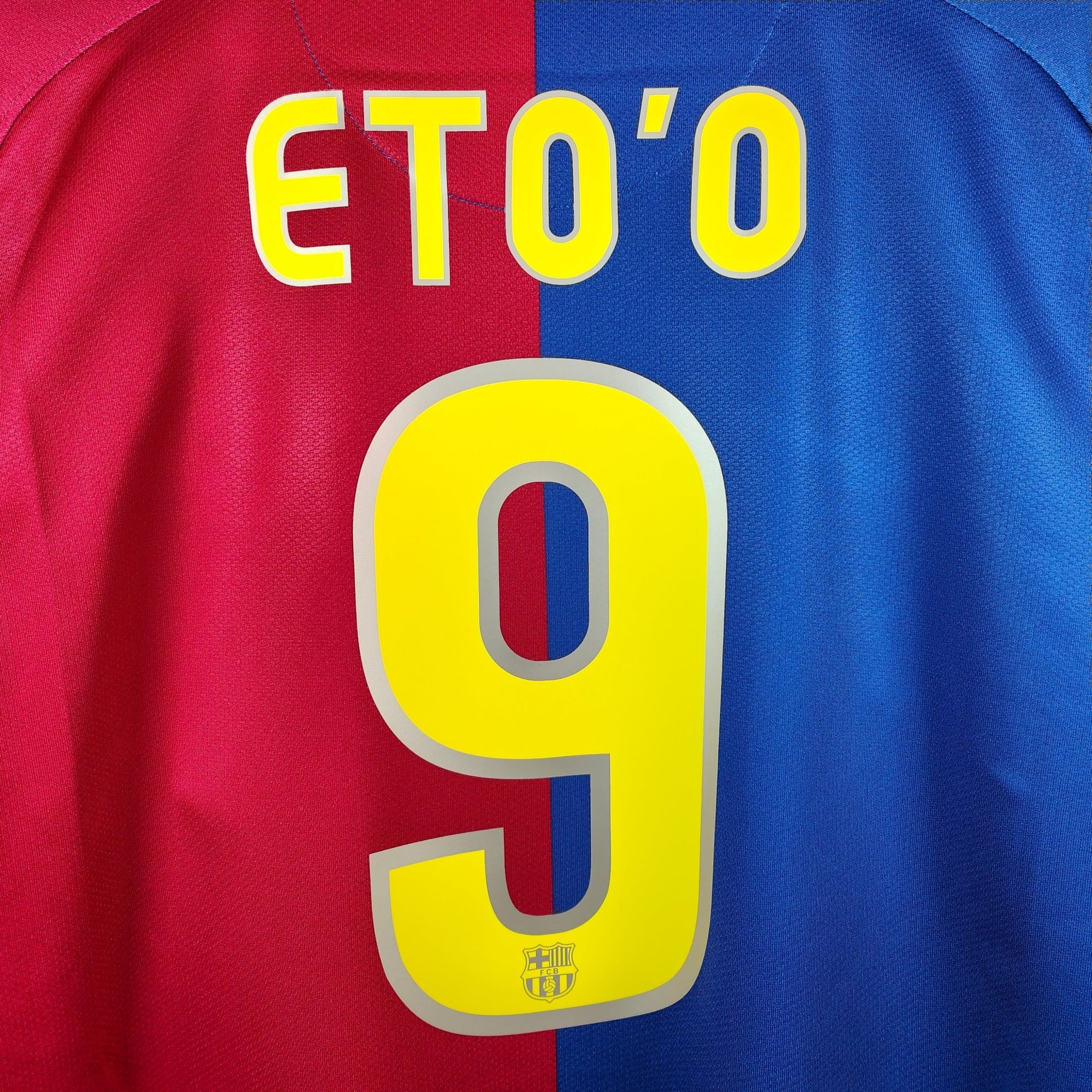 2008 - 09 FC Barcelona Home Shirt Eto'o 9 (M) - Eternal Pitch