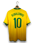 2008 - 10 Brazil Home Shirt Ronaldinho 10 - 9.5/10 - (L) - Eternal Pitch