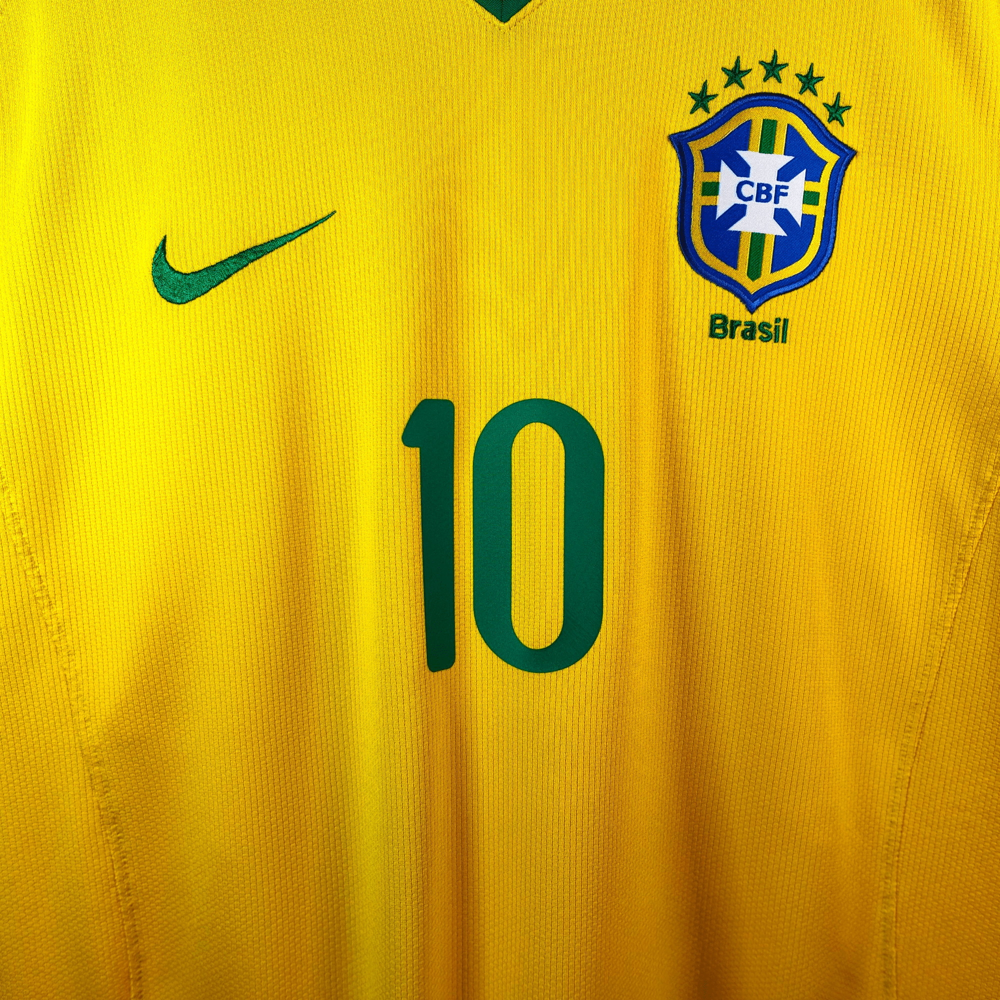 2008 - 10 Brazil Home Shirt Ronaldinho 10 (L) - Eternal Pitch