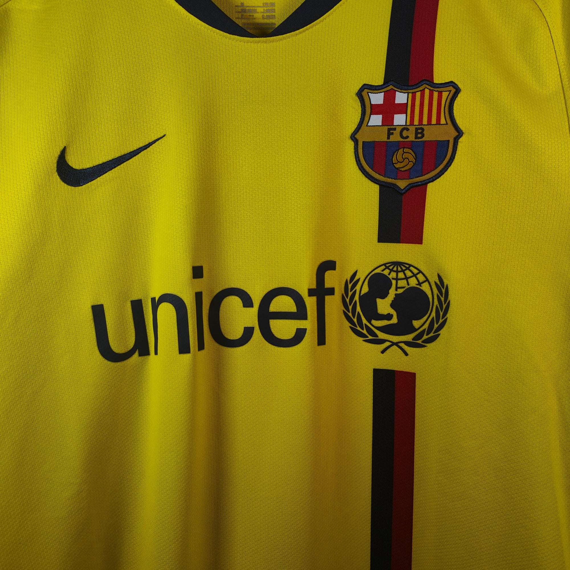 2008 - 10 FC Barcelona Away Shirt Ibrahimovic 9 - 9.5/10 - (M) - Eternal Pitch