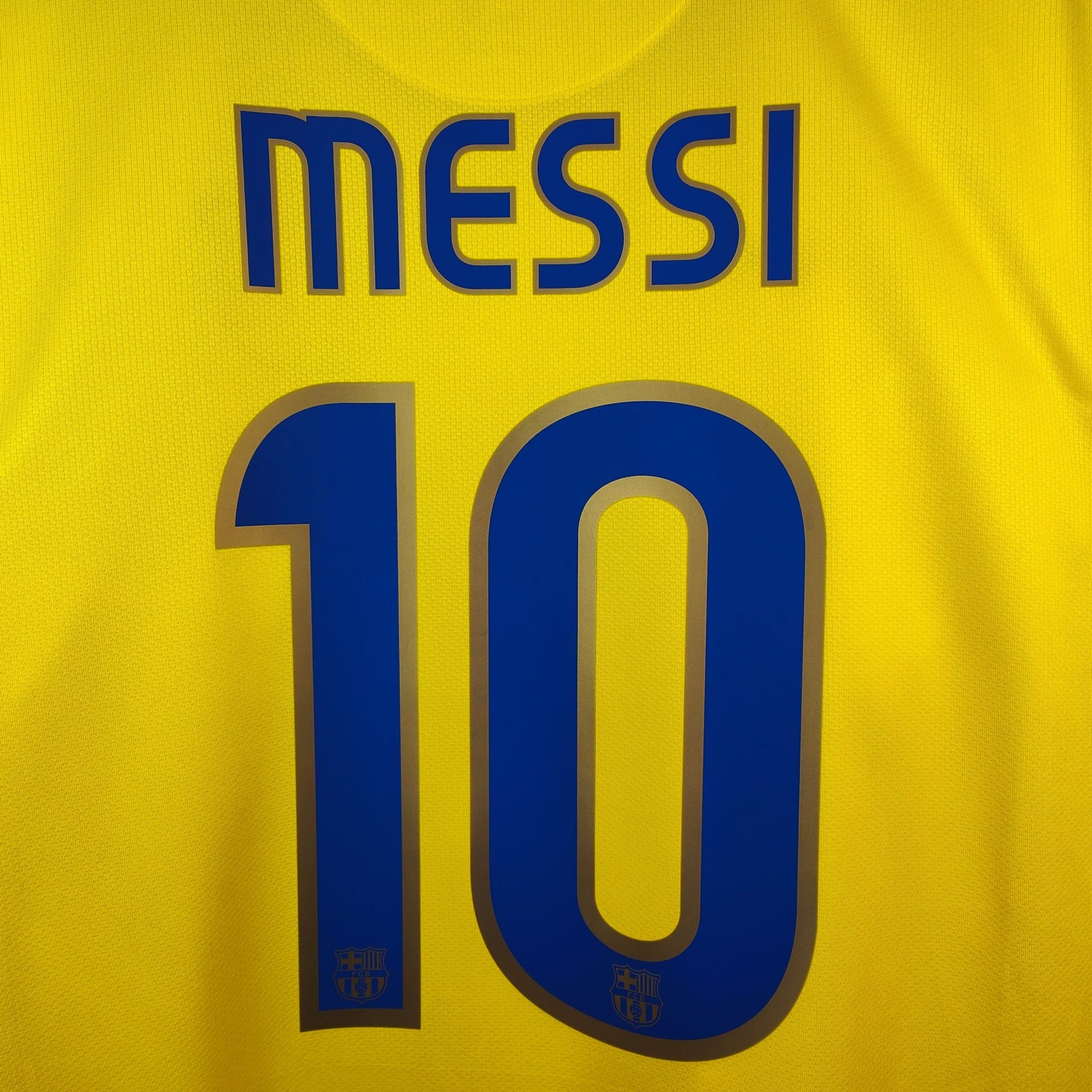 2008 - 10 FC Barcelona Away Shirt Messi 10 (L) - Eternal Pitch