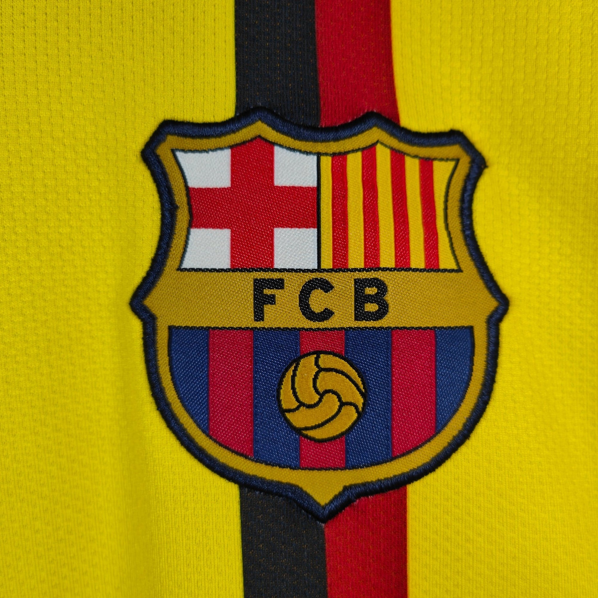 2008 - 10 FC Barcelona Away Shirt Messi 10 (L) - Eternal Pitch