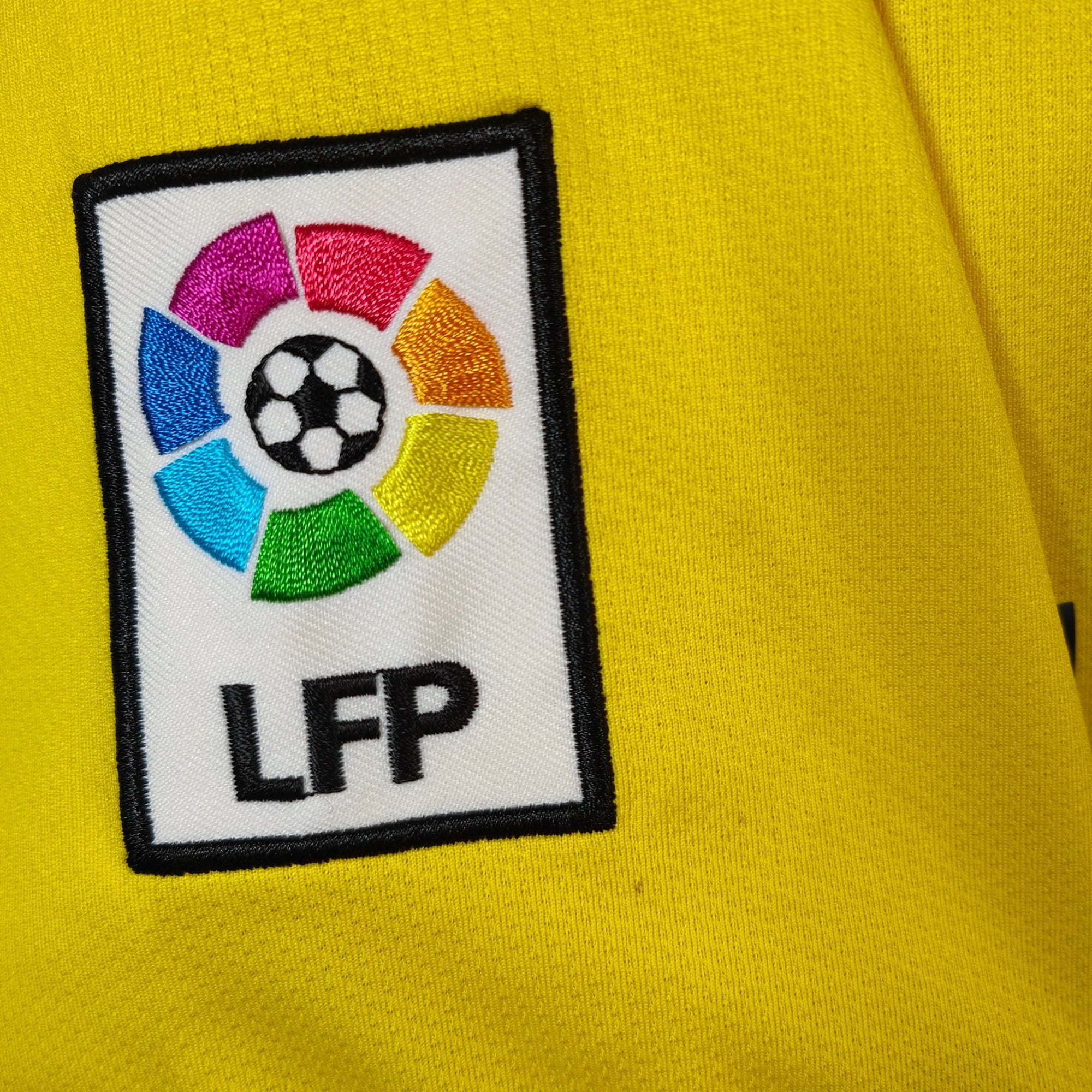 2008 - 10 FC Barcelona Away Shirt Messi 10 (L) - Eternal Pitch