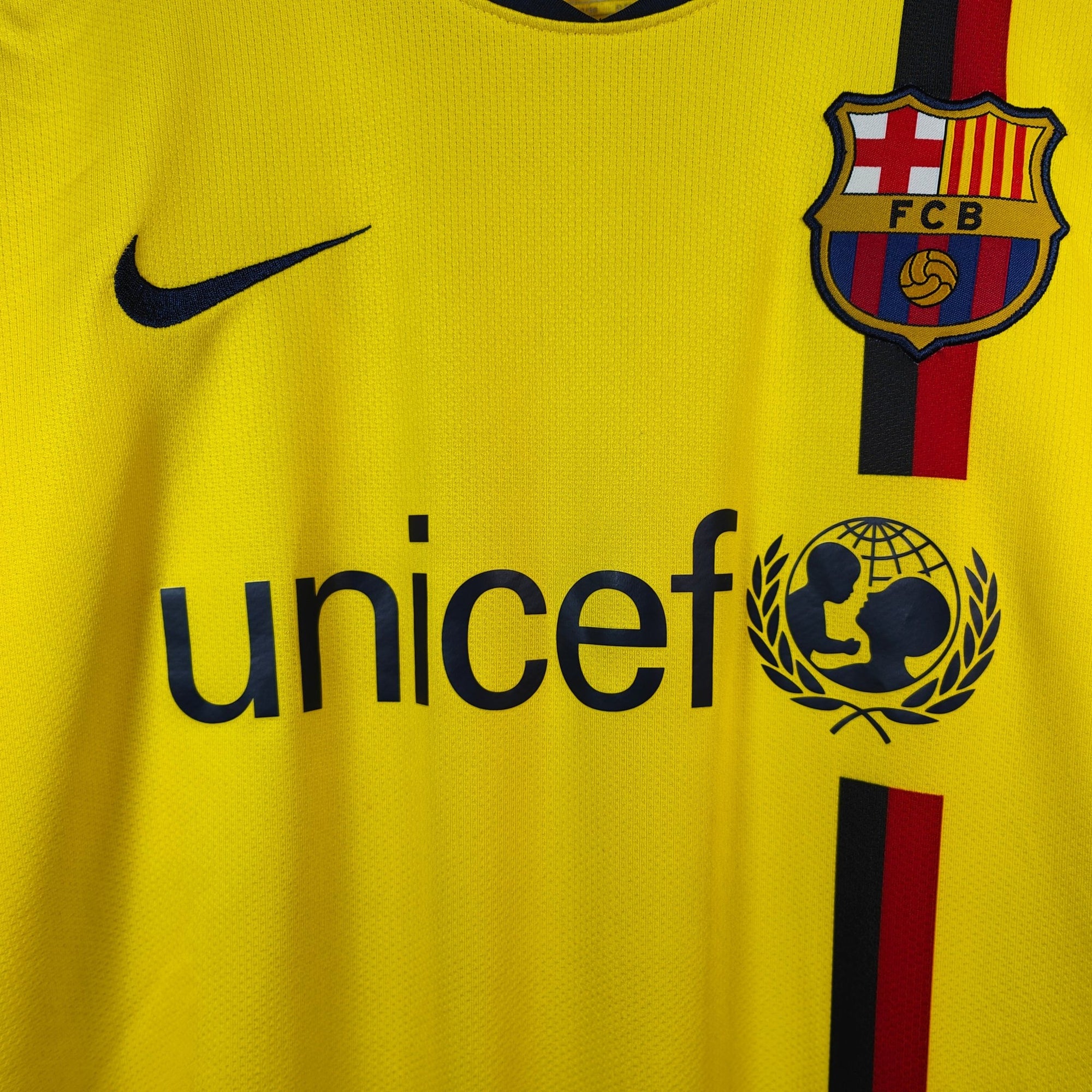 2008 - 10 FC Barcelona Away Shirt Messi 10 (L) - Eternal Pitch
