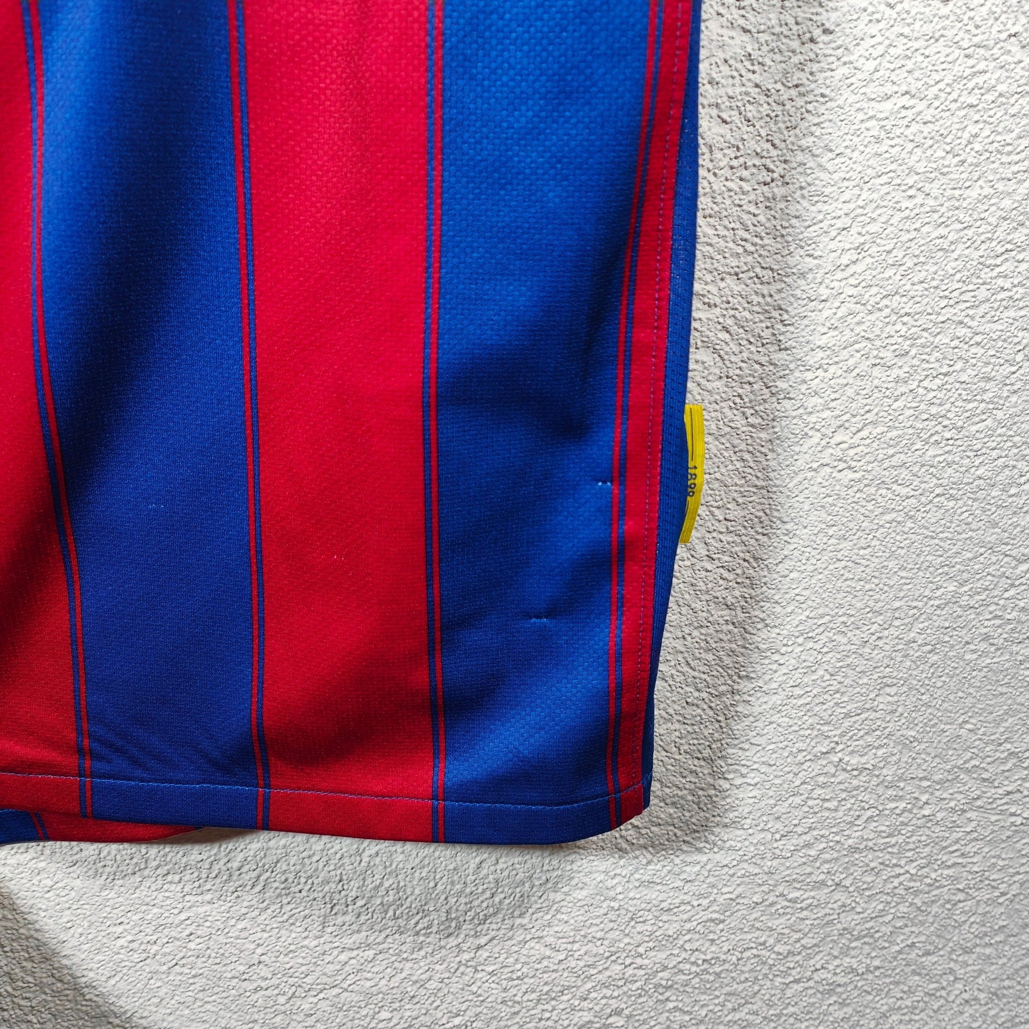 2009 - 10 FC Barcelona Home Shirt Henry 14 - 8.5/10 - (L) - Eternal Pitch