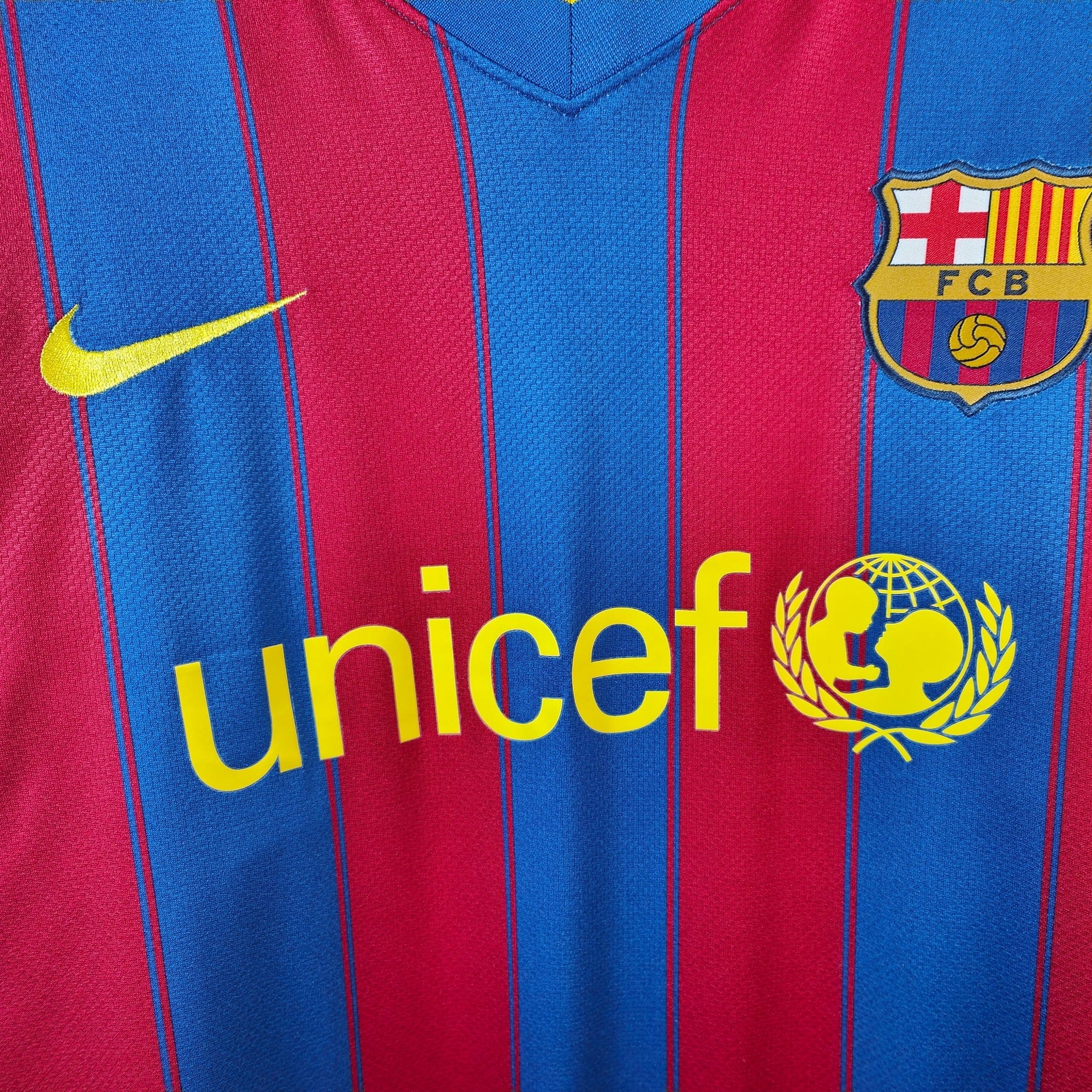 2009 - 10 FC Barcelona Home Shirt Ibrahimovic 9 - 9/10 - (XL) - Eternal Pitch