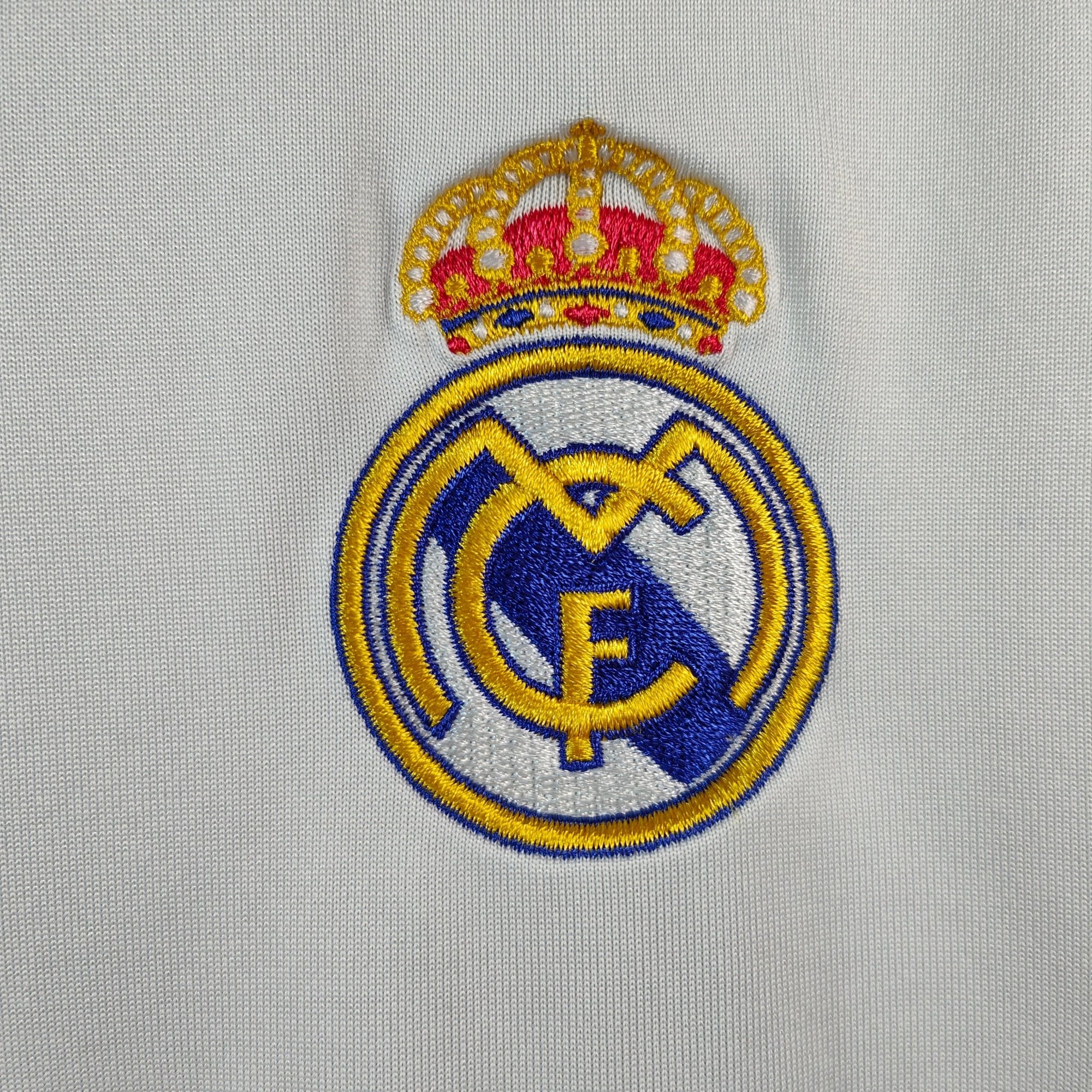 2009 - 10 Real Madrid Home Shirt Ronaldo 9 (XL) - Eternal Pitch